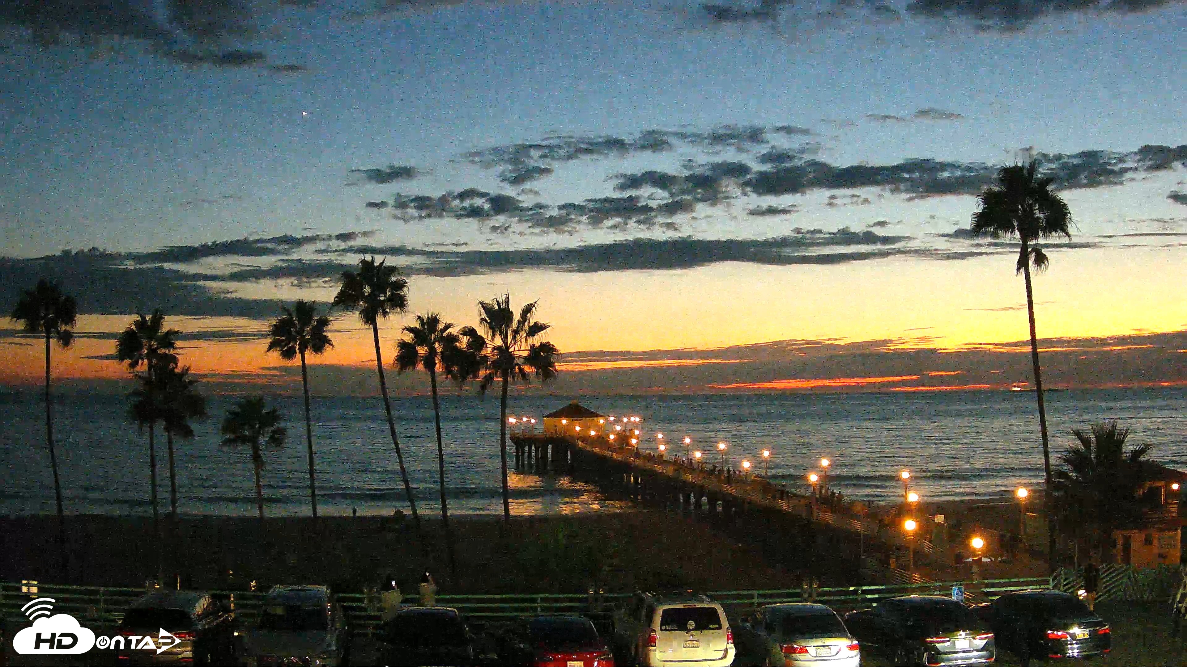 Snapshot of Manhattan Beach Pier Ultra HD Live Webcam taken Sep 8, 2026, 7:42pm PDT
