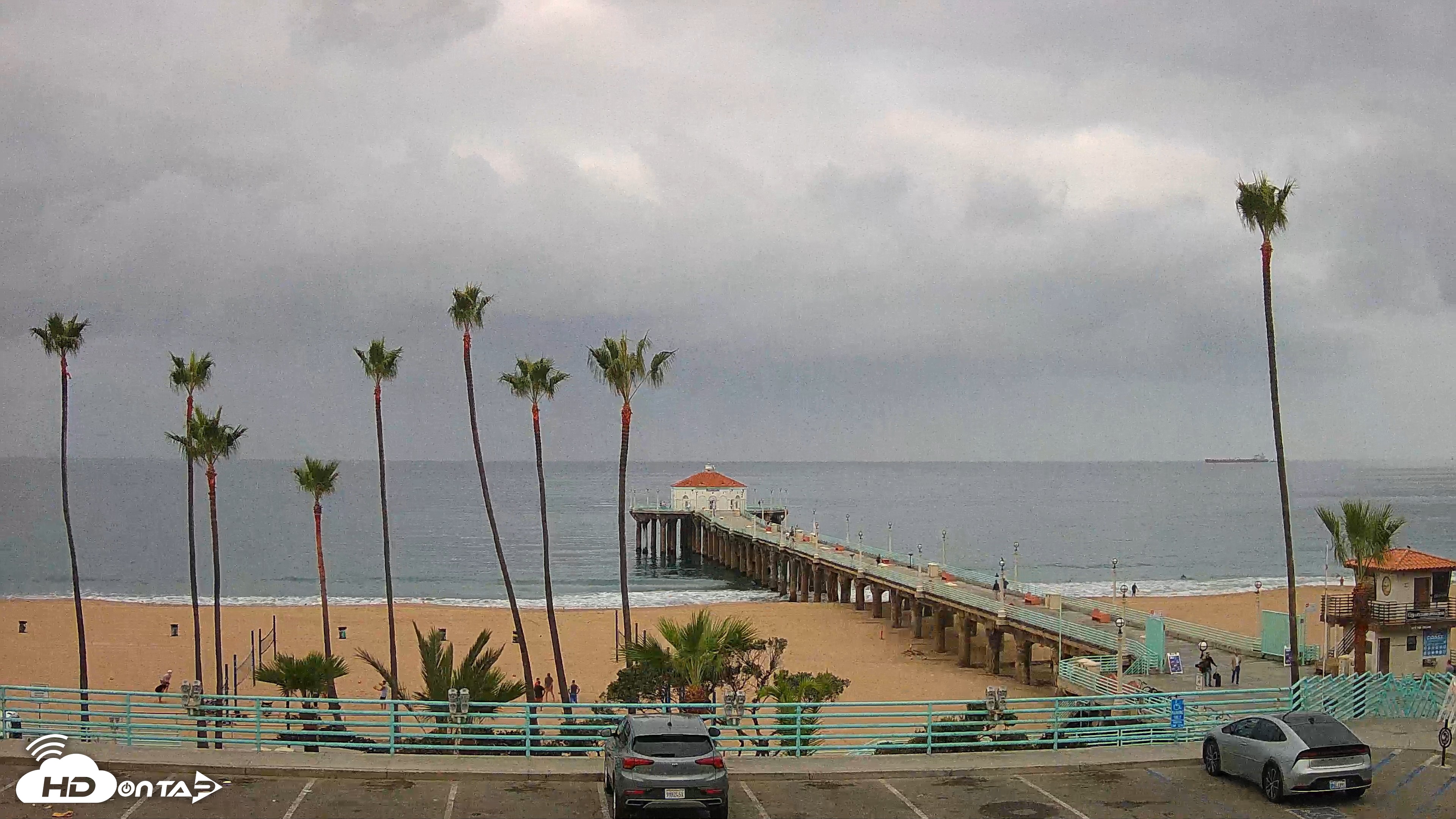 Snapshot of Manhattan Beach Pier Ultra HD Live Webcam taken Sep 16, 2026, 7:50am PDT