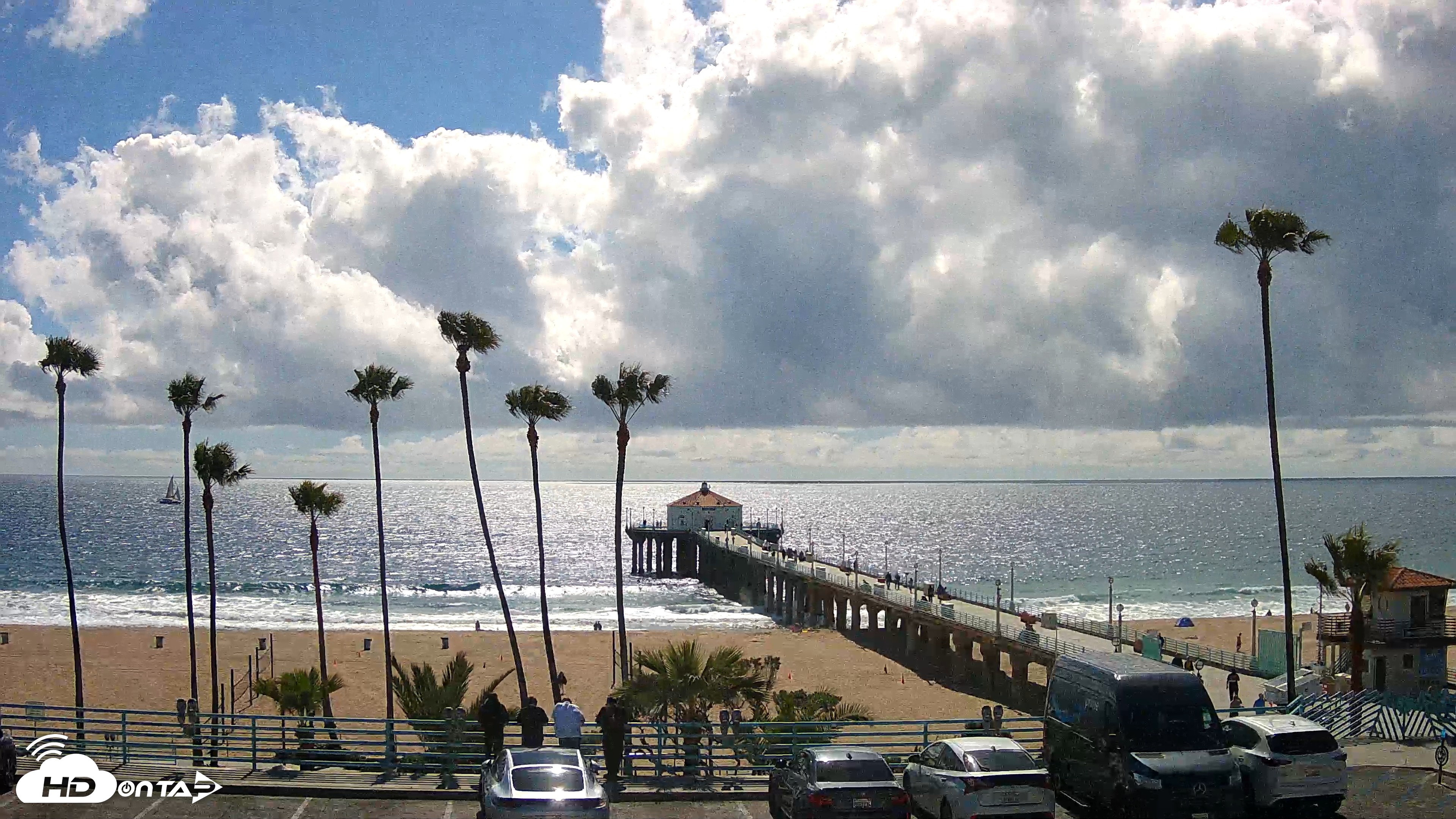 Snapshot of Manhattan Beach Pier Ultra HD Live Webcam taken Apr 21, 2026, 3:53pm PDT