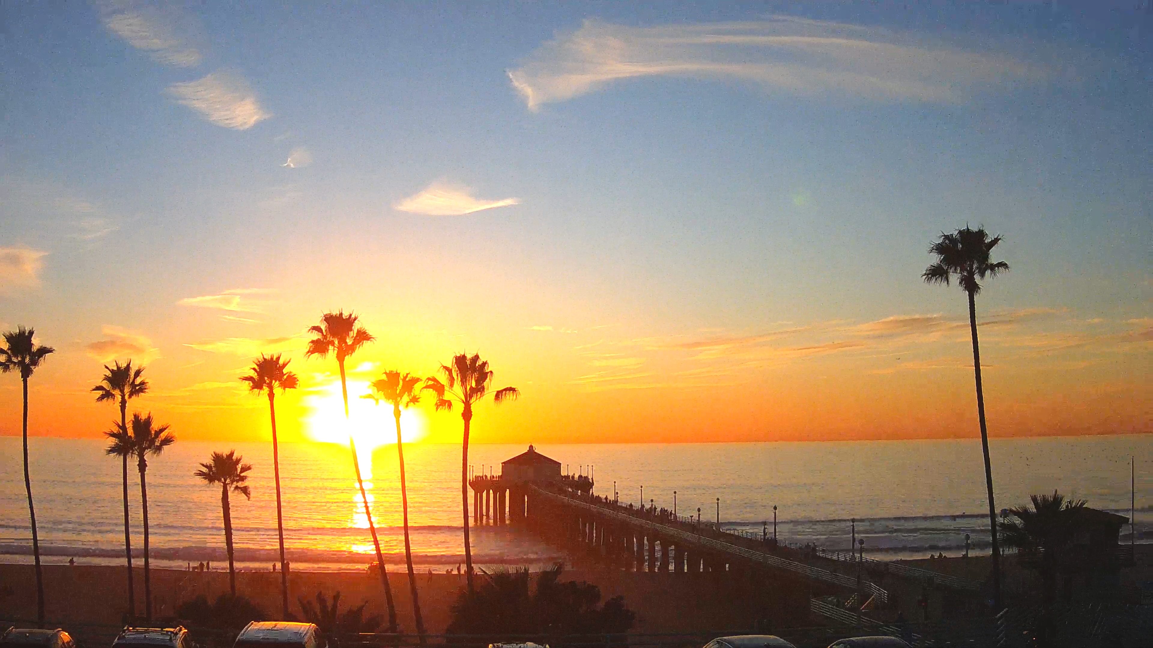 Snapshot of Manhattan Beach Pier Ultra HD Live Webcam taken Jan 24, 2025, 5:12pm PST