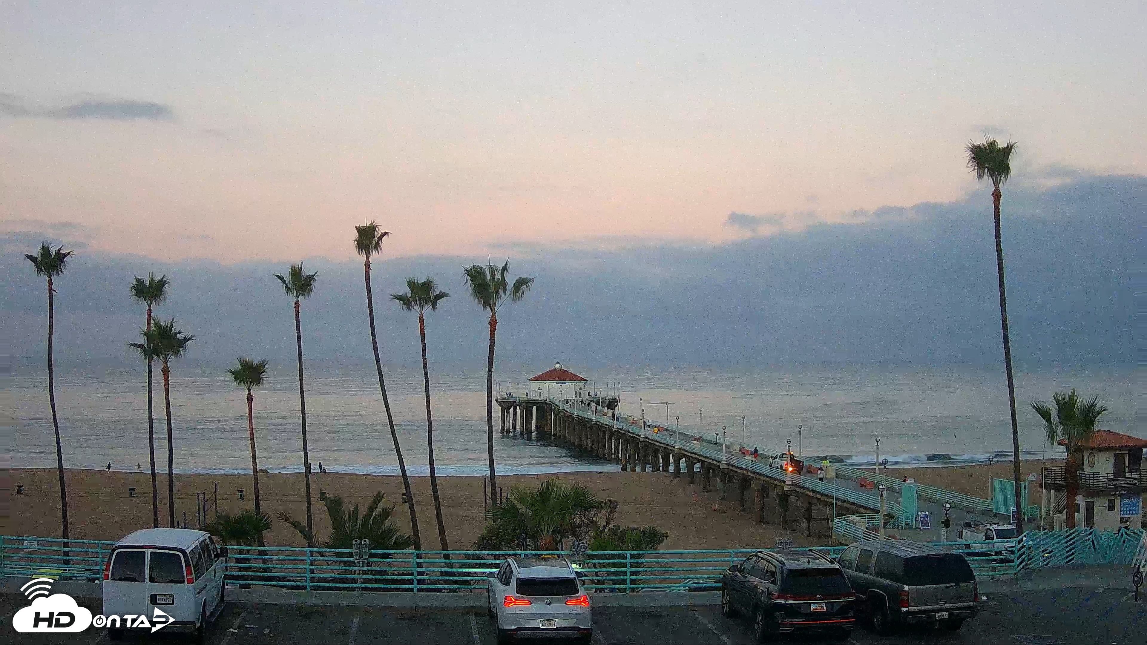 Snapshot of Manhattan Beach Pier Ultra HD Live Webcam taken Sep 19, 2026, 6:40am PDT