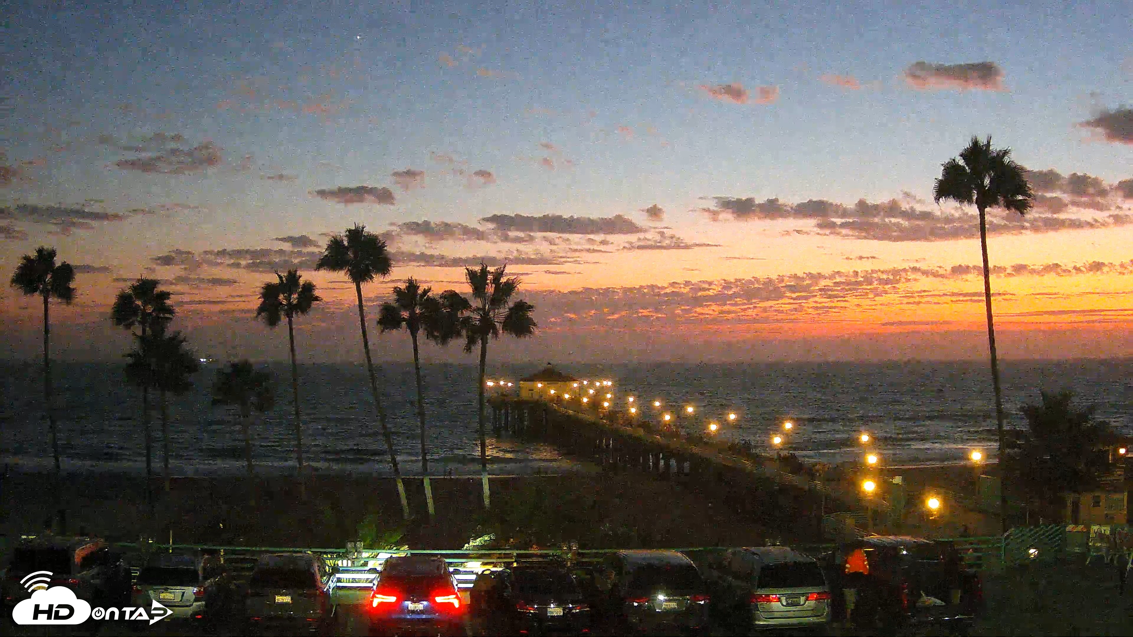 Snapshot of Manhattan Beach Pier Ultra HD Live Webcam taken Aug 30, 2026, 7:54pm PDT