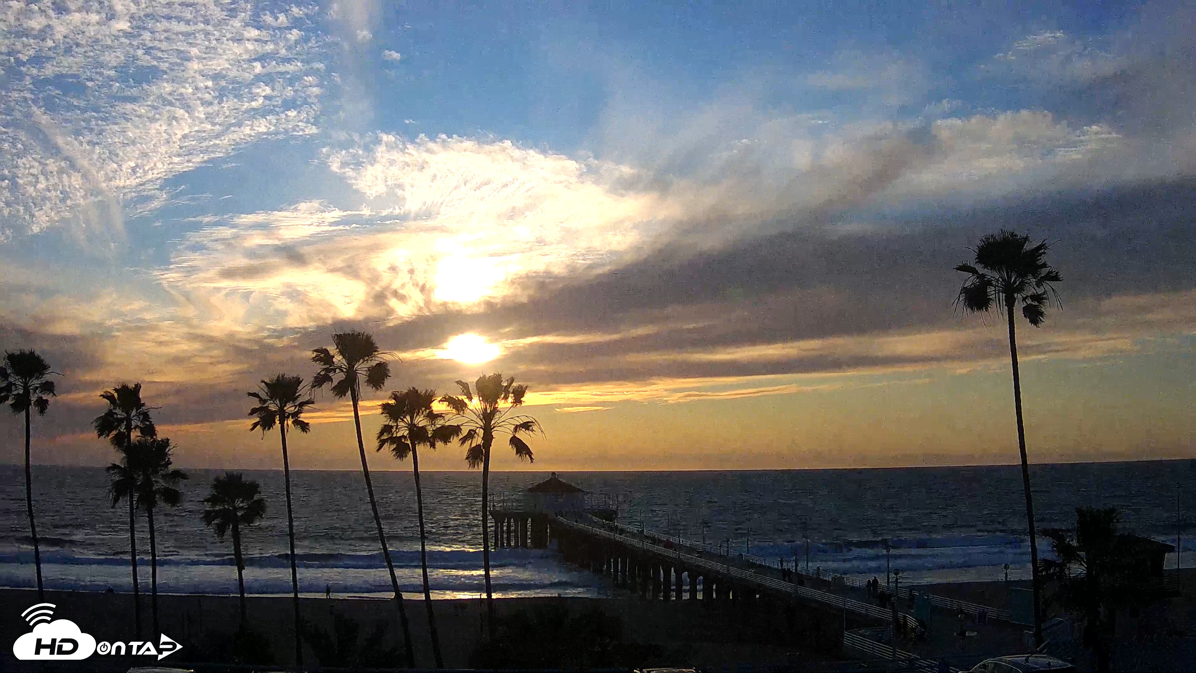 Snapshot of Manhattan Beach Pier Ultra HD Live Webcam taken Feb 12, 2026, 5:09pm PST