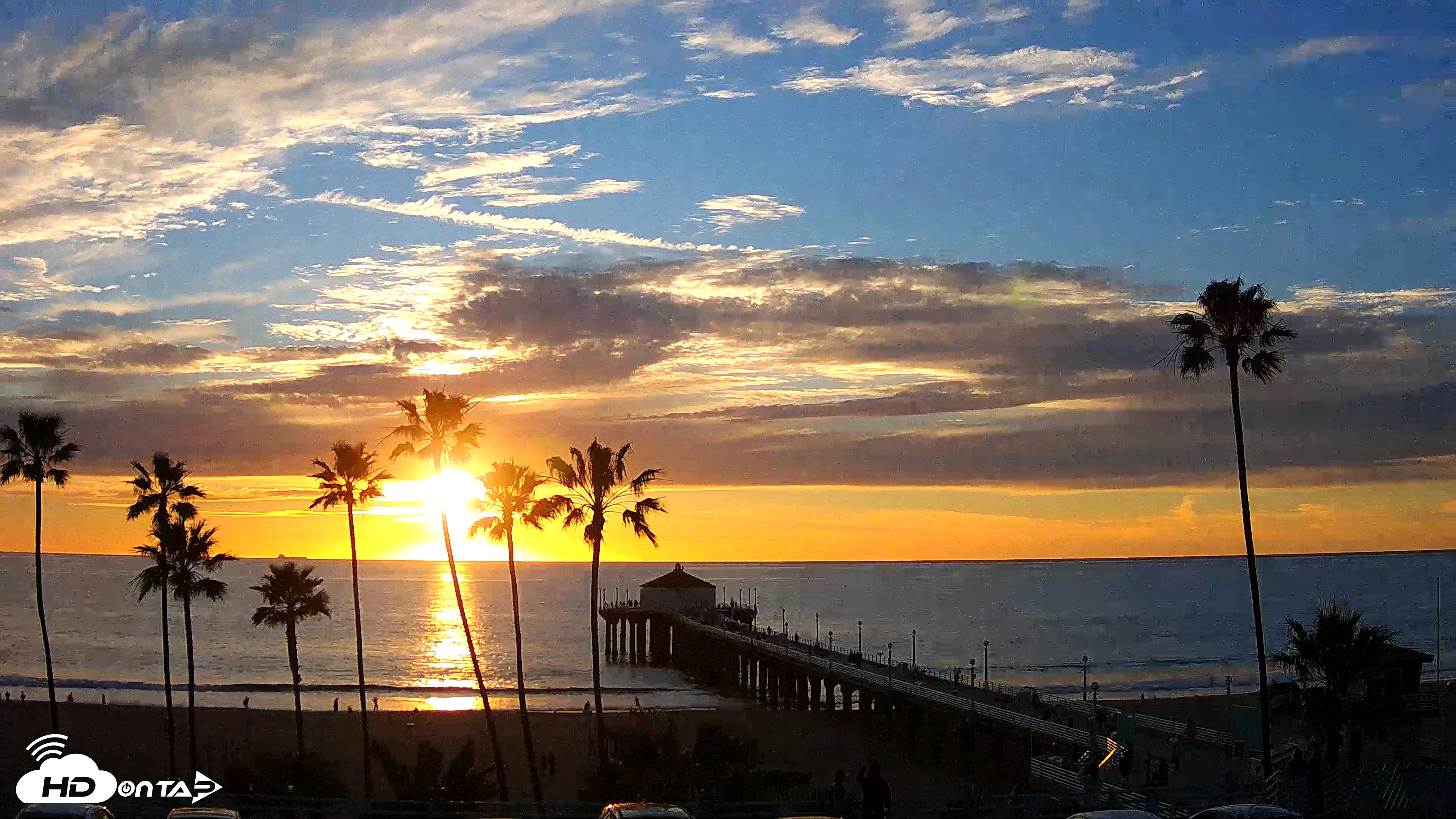 Snapshot of Manhattan Beach Pier Ultra HD Live Webcam taken Jan 27, 2026, 5:06pm PST