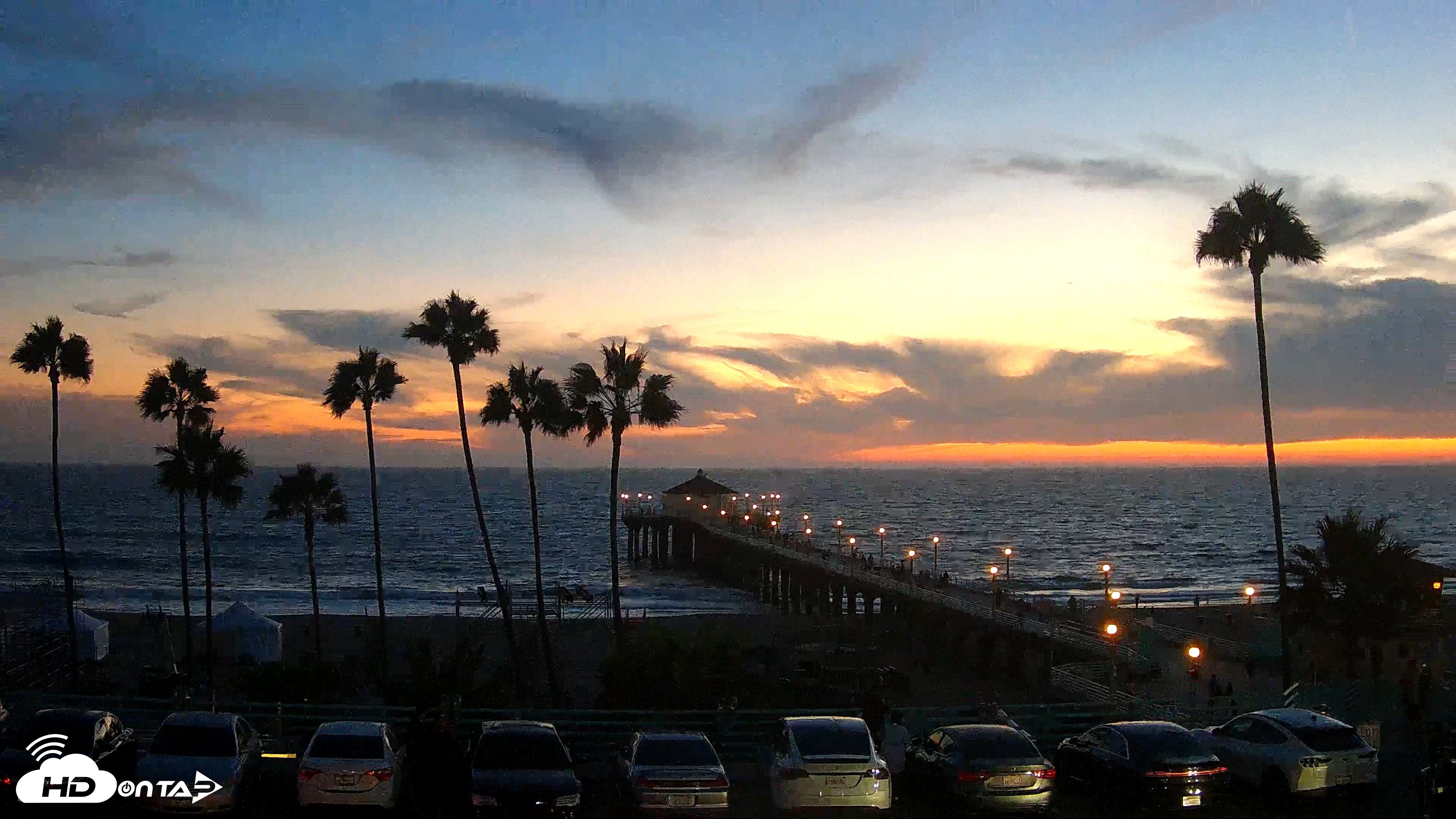 Snapshot of Manhattan Beach Pier Ultra HD Live Webcam taken Aug 17, 2026, 7:59pm PDT