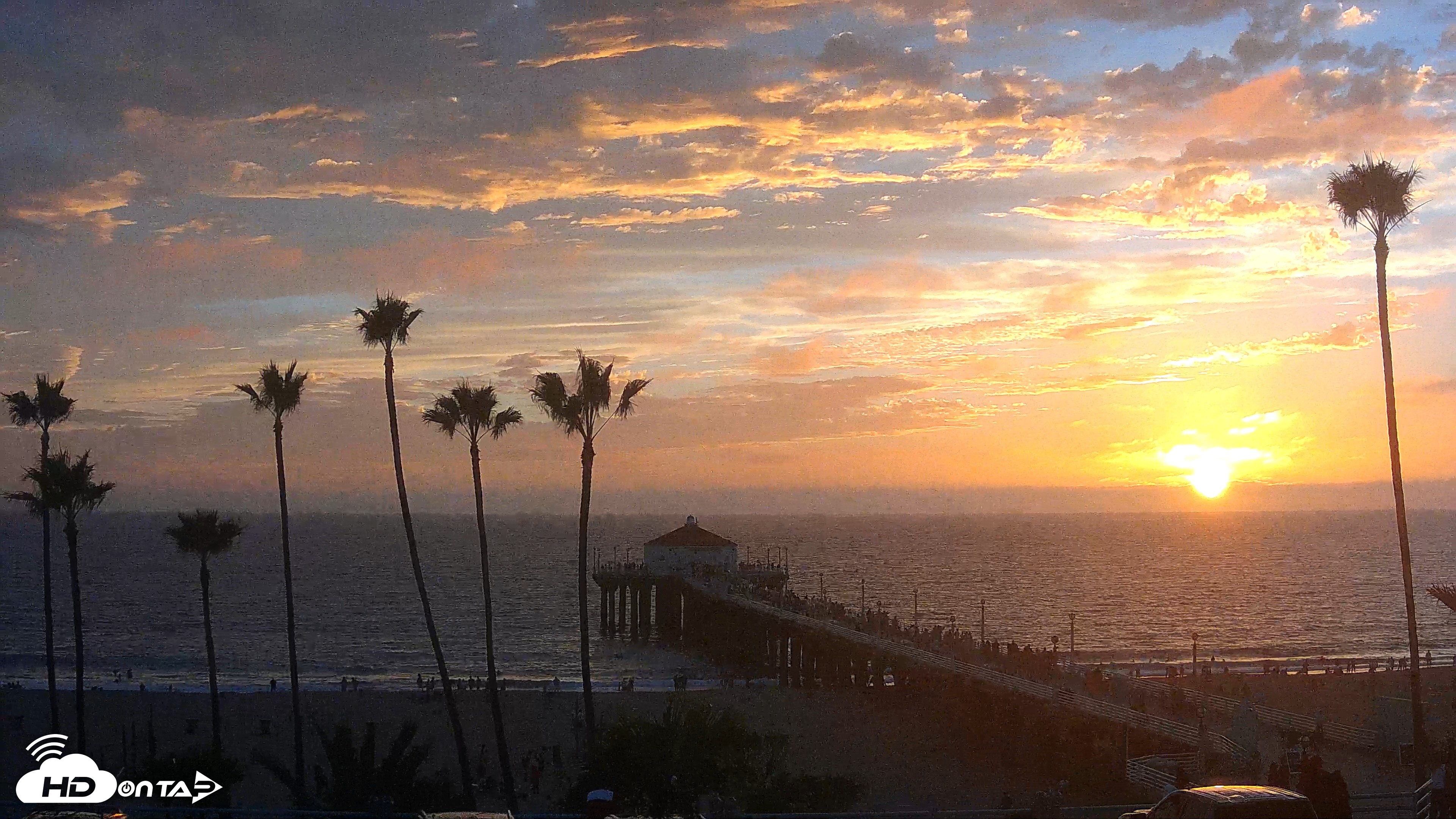 Snapshot of Manhattan Beach Pier Ultra HD Live Webcam taken Sep 27, 2026, 6:39pm PDT