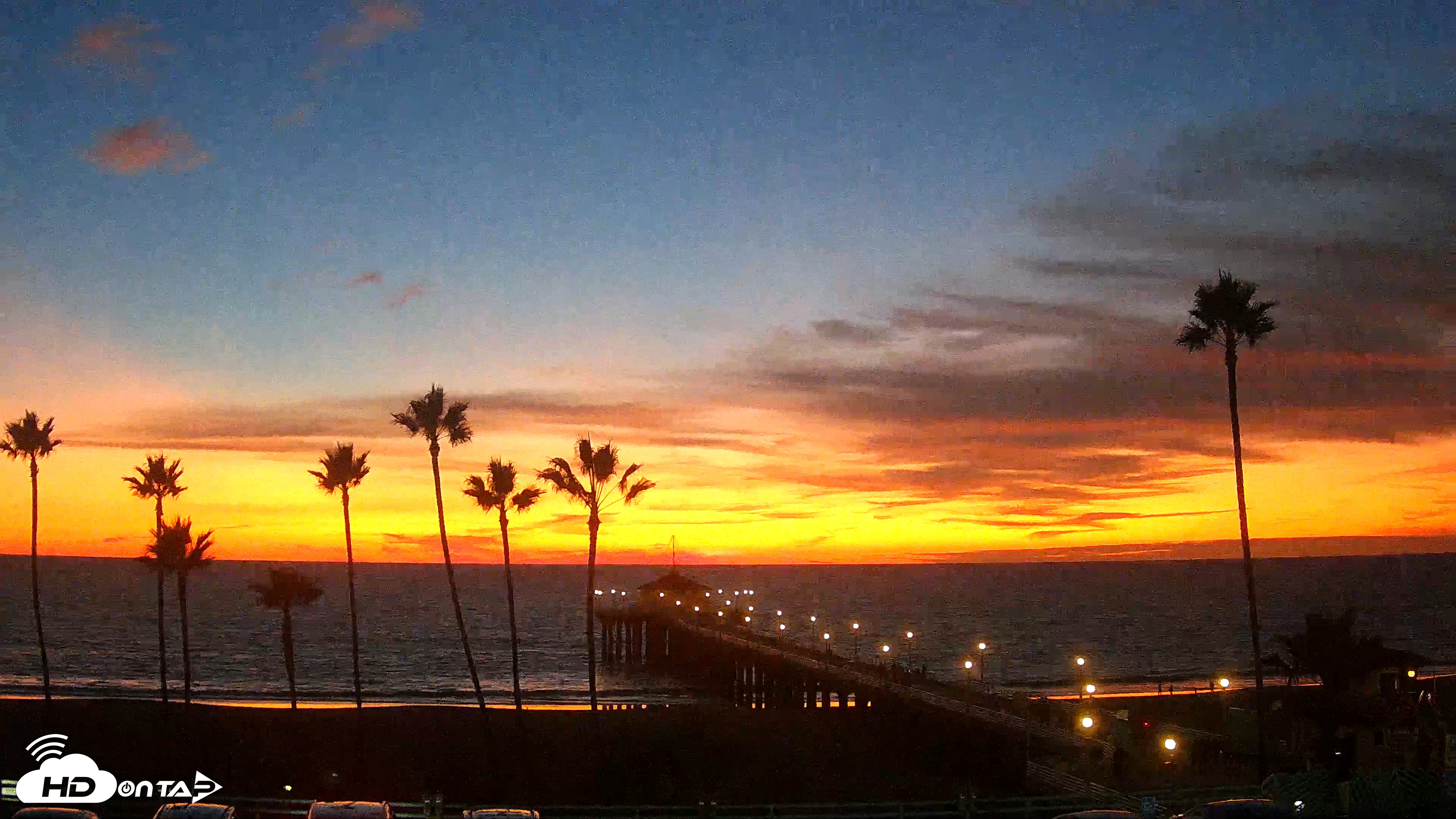Snapshot of Manhattan Beach Pier Ultra HD Live Webcam taken Nov 5, 2025, 5:26pm PST