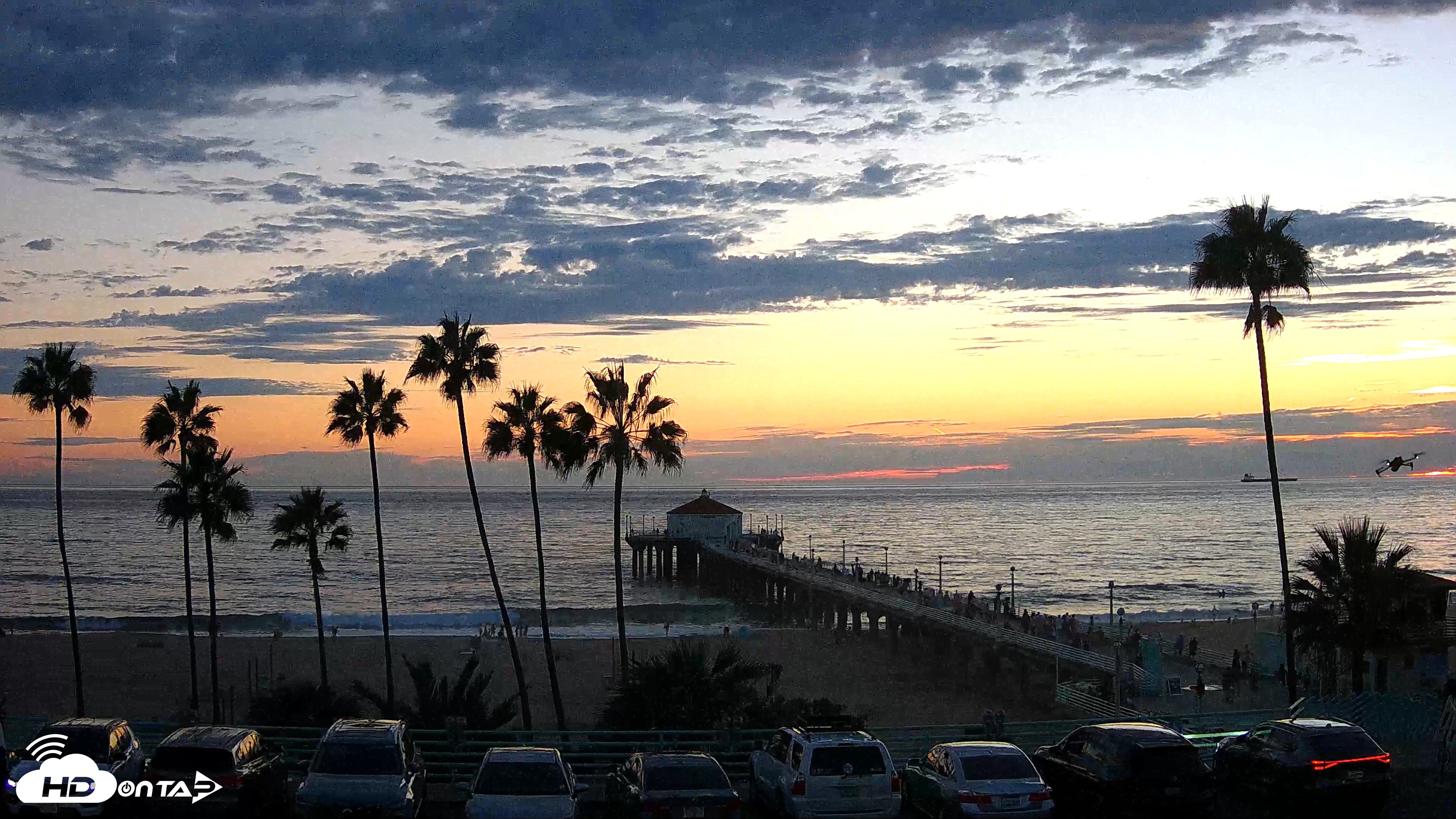 Snapshot of Manhattan Beach Pier Ultra HD Live Webcam taken Sep 8, 2026, 7:16pm PDT