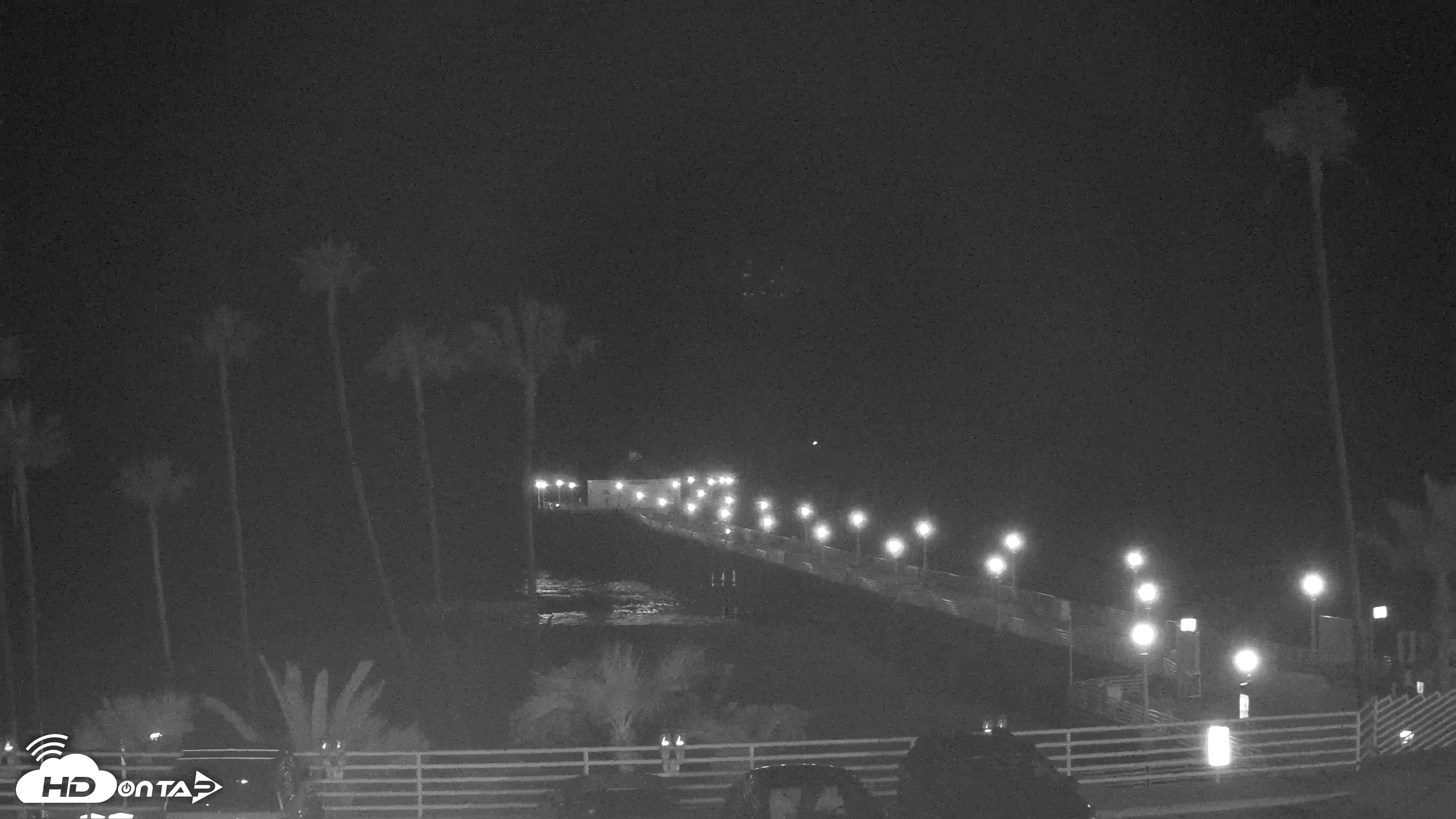 Snapshot of Manhattan Beach Pier Ultra HD Live Webcam taken Oct 14, 2026, 9:58pm PDT