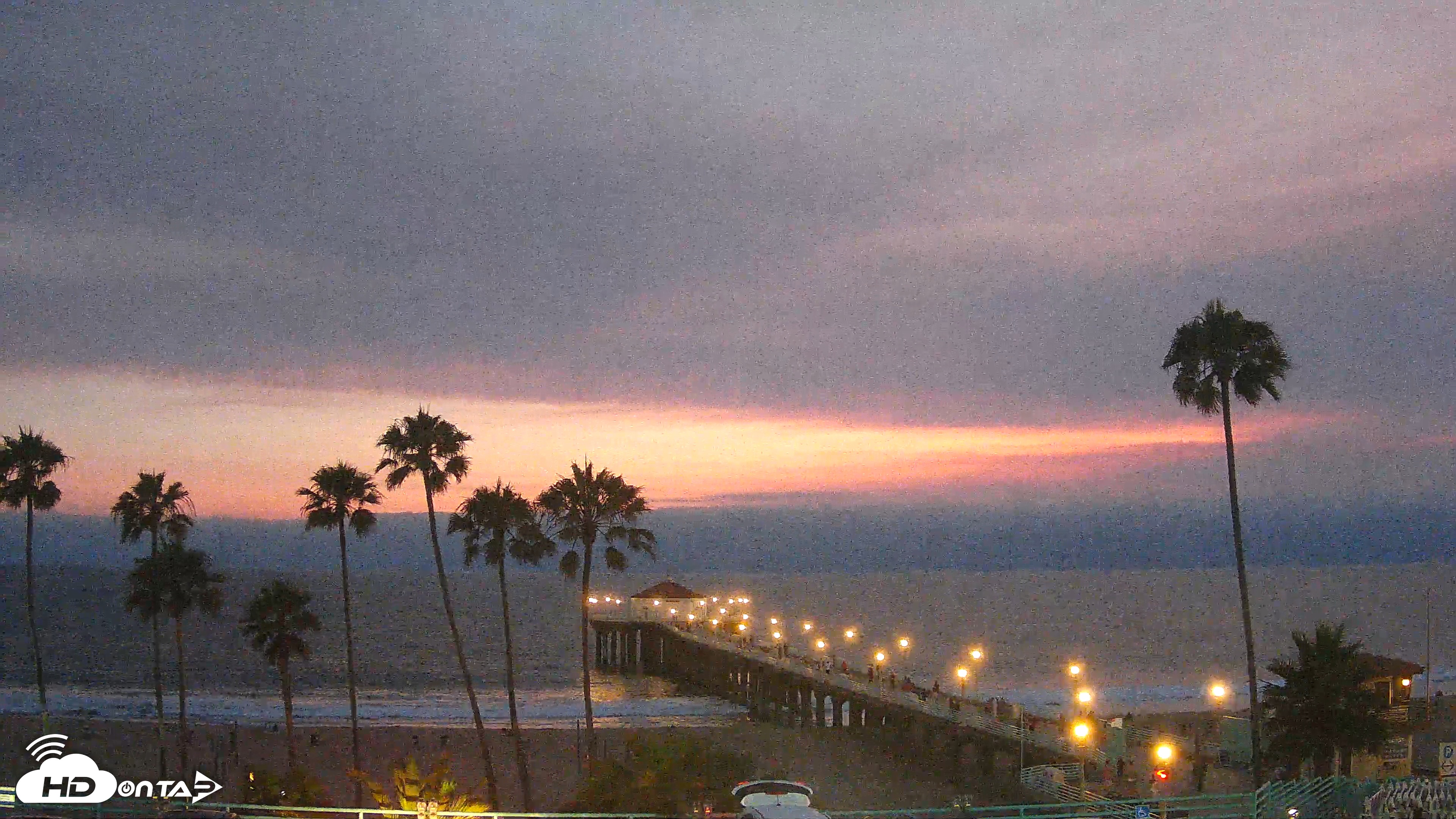 Snapshot of Manhattan Beach Pier Ultra HD Live Webcam taken Jul 2, 2025, 8:34pm PDT