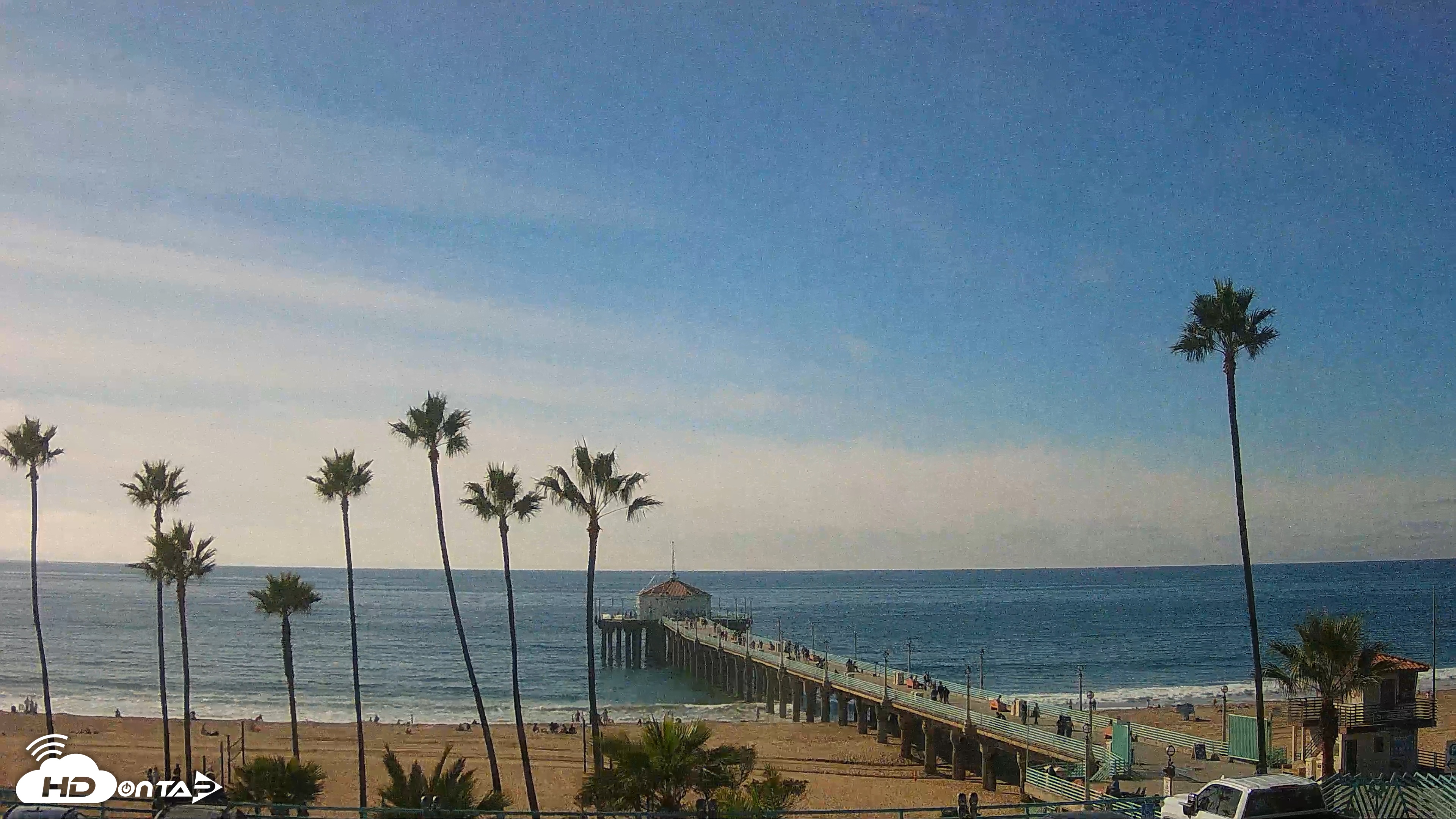 Snapshot of Manhattan Beach Pier Ultra HD Live Webcam taken Nov 10, 2025, 1:15pm PST