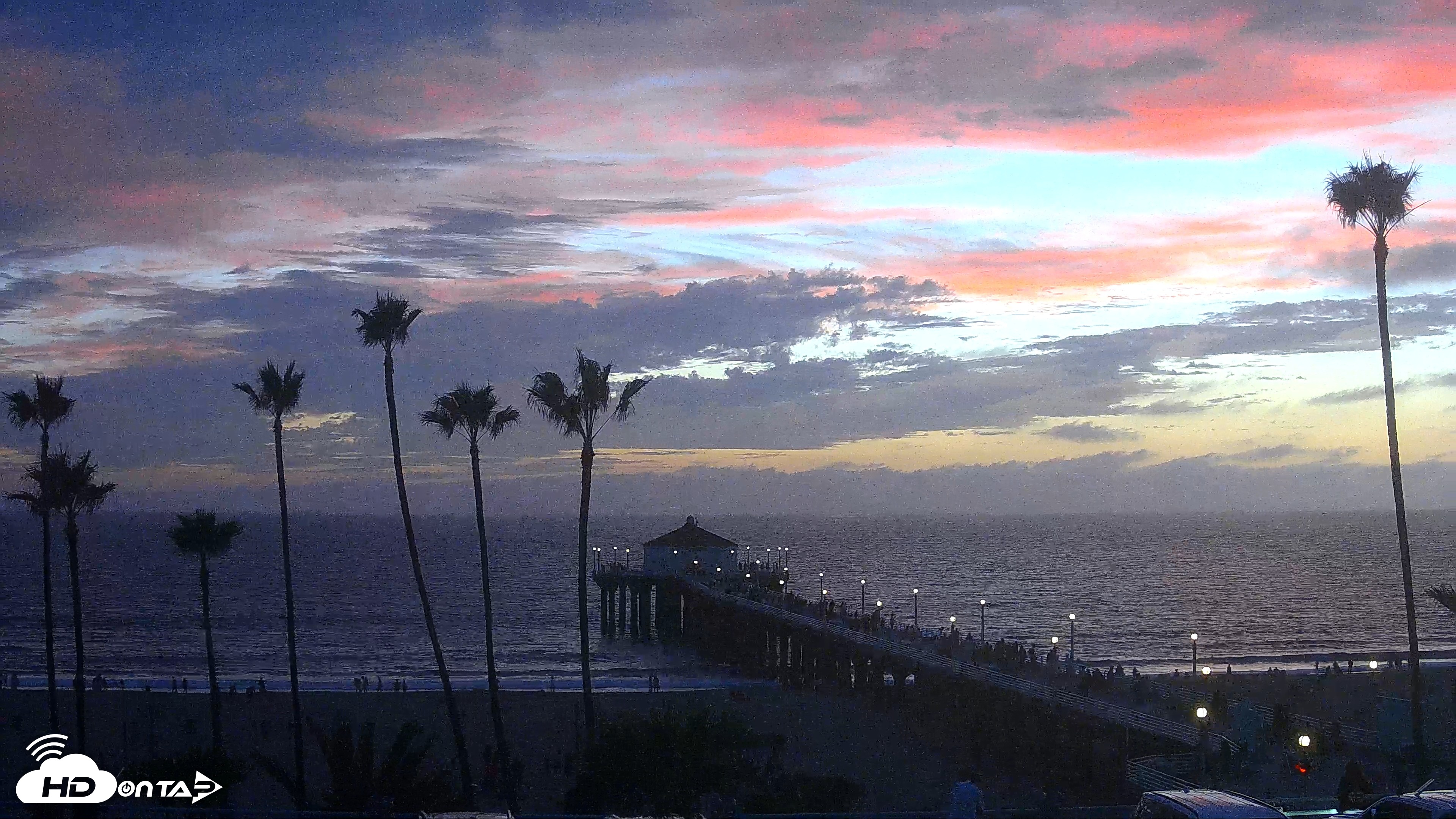 Snapshot of Manhattan Beach Pier Ultra HD Live Webcam taken Sep 27, 2026, 6:57pm PDT