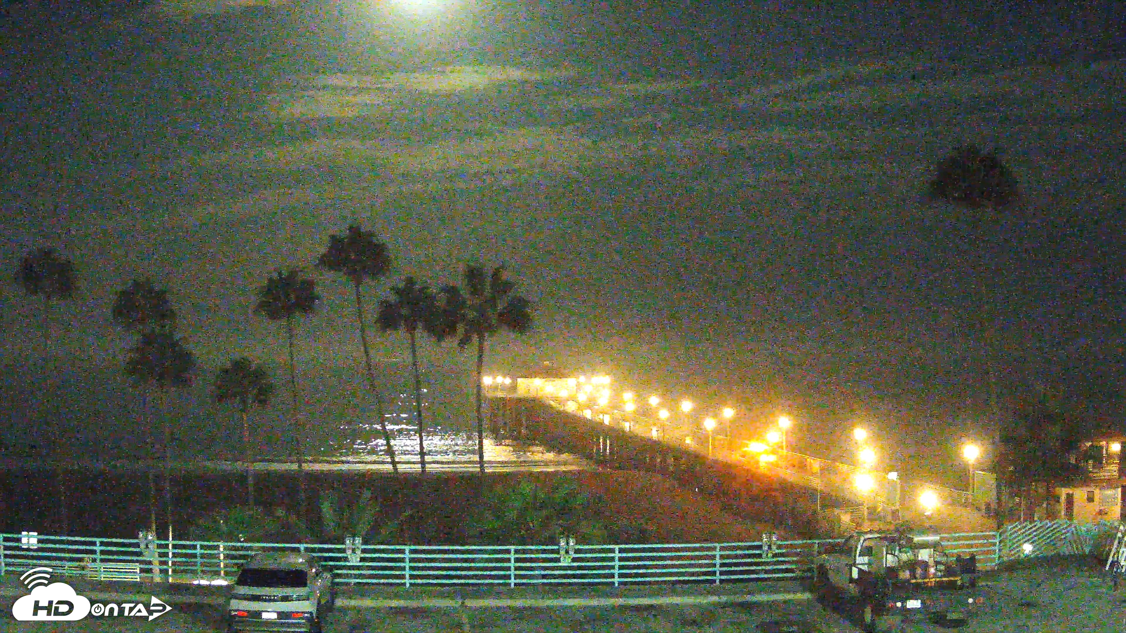 Snapshot of Manhattan Beach Pier Ultra HD Live Webcam taken Aug 28, 2026, 5:22am PDT