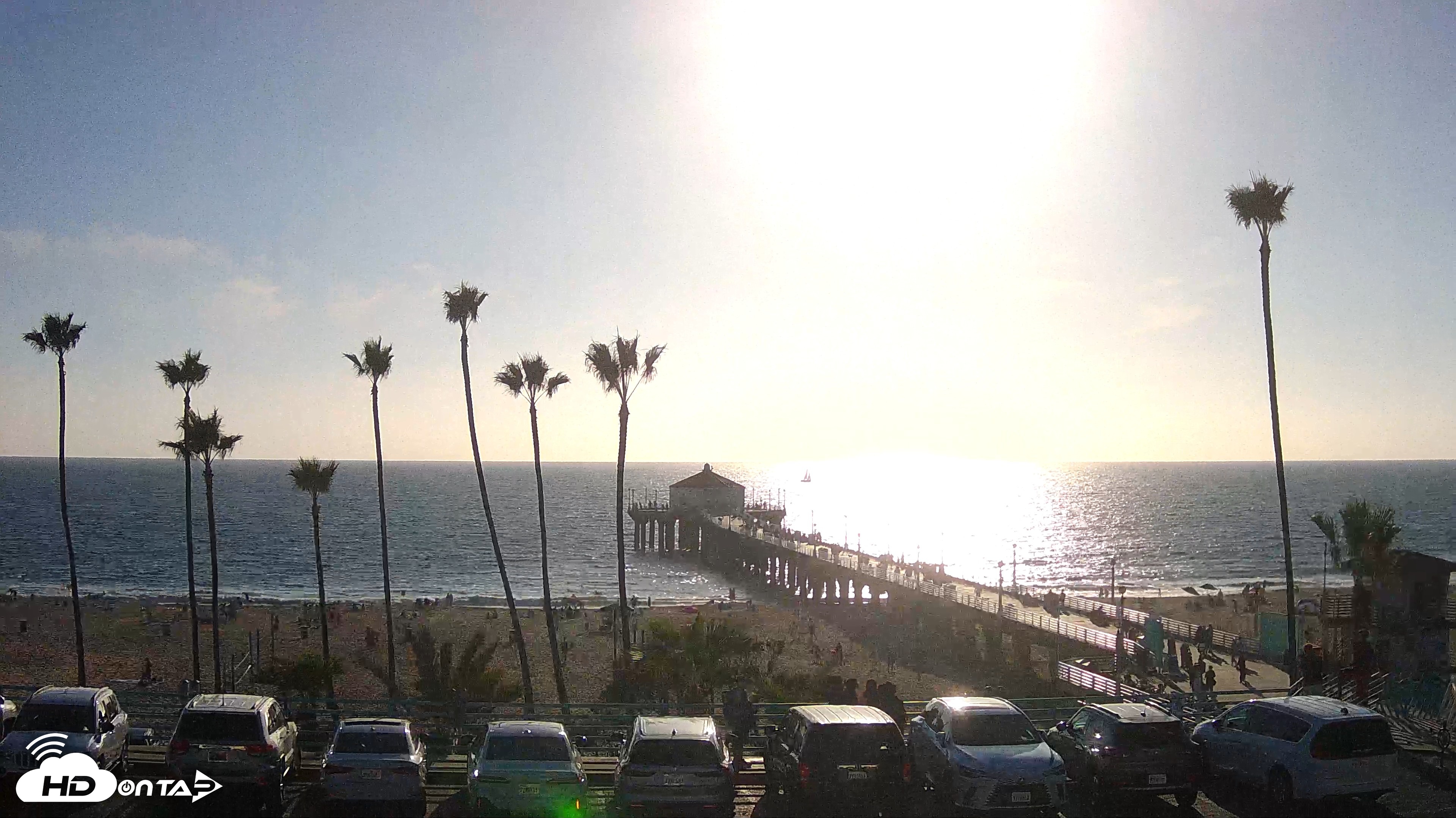 Snapshot of Manhattan Beach Pier Ultra HD Live Webcam taken Sep 19, 2026, 5:34pm PDT