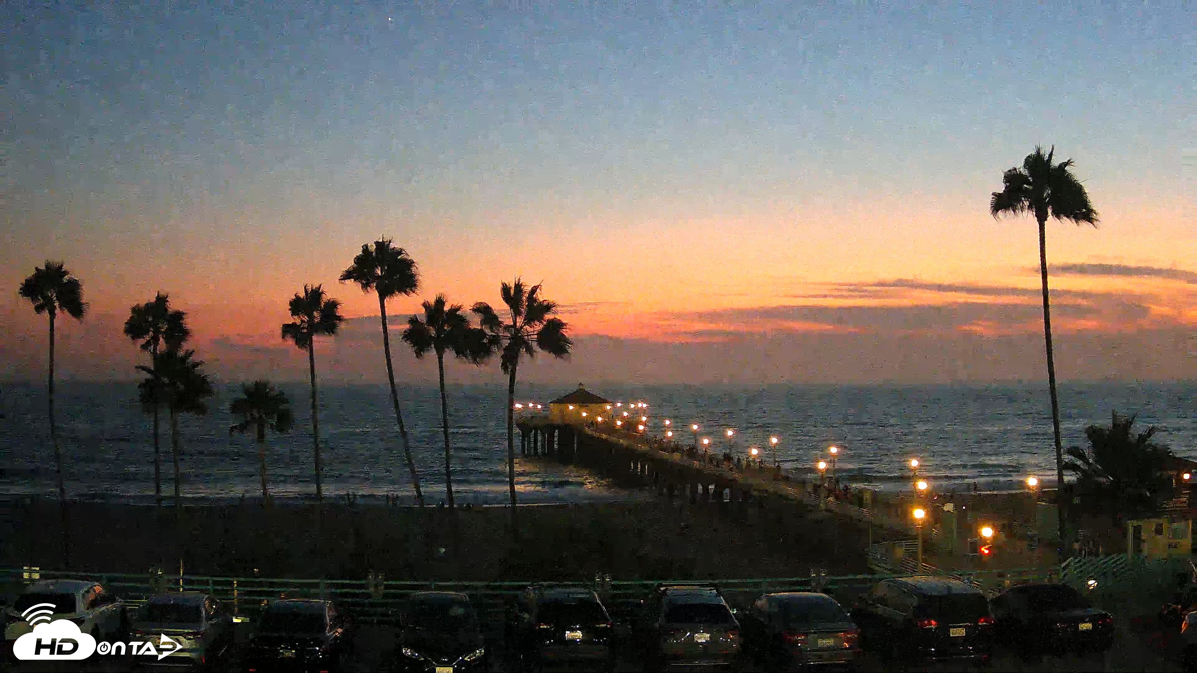 Snapshot of Manhattan Beach Pier Ultra HD Live Webcam taken Aug 28, 2026, 7:54pm PDT