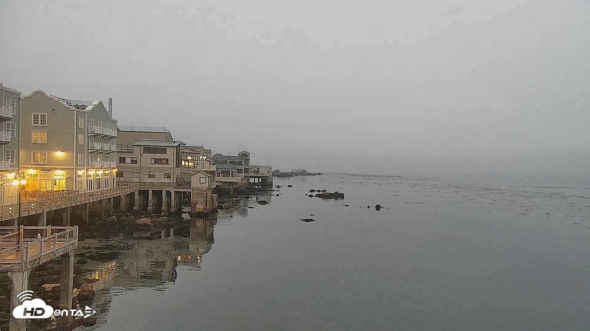 Snapshot of Monterey Cannery Row Live Webcam taken Aug 25, 2026, 6:19am PDT