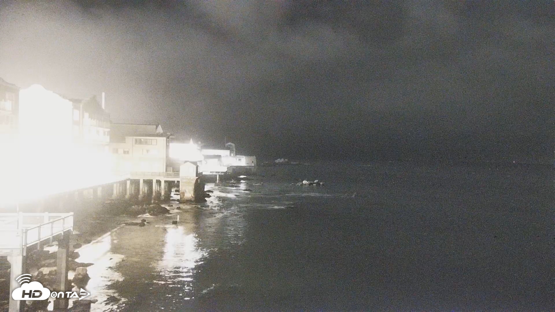 Snapshot of Monterey Cannery Row Live Webcam taken Oct 1, 2026, 8:10pm PDT