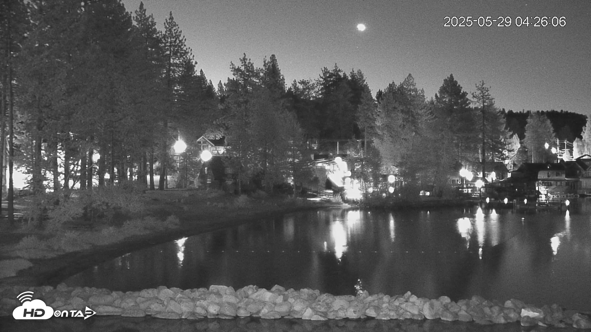 Snapshot of Tahoe Vista Lake Tahoe Live Webcam taken May 29, 2025, 4:27am PDT
