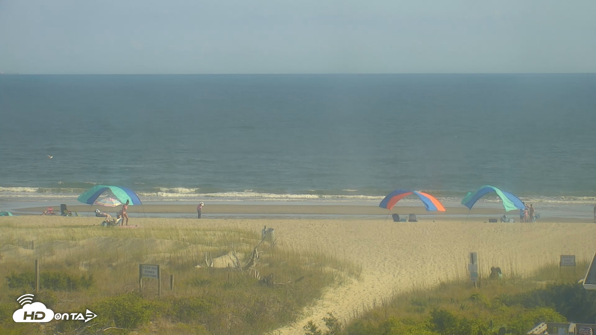 Snapshot of Holden Beach Live Webcam taken Apr 18, 2025, 4:52pm EDT