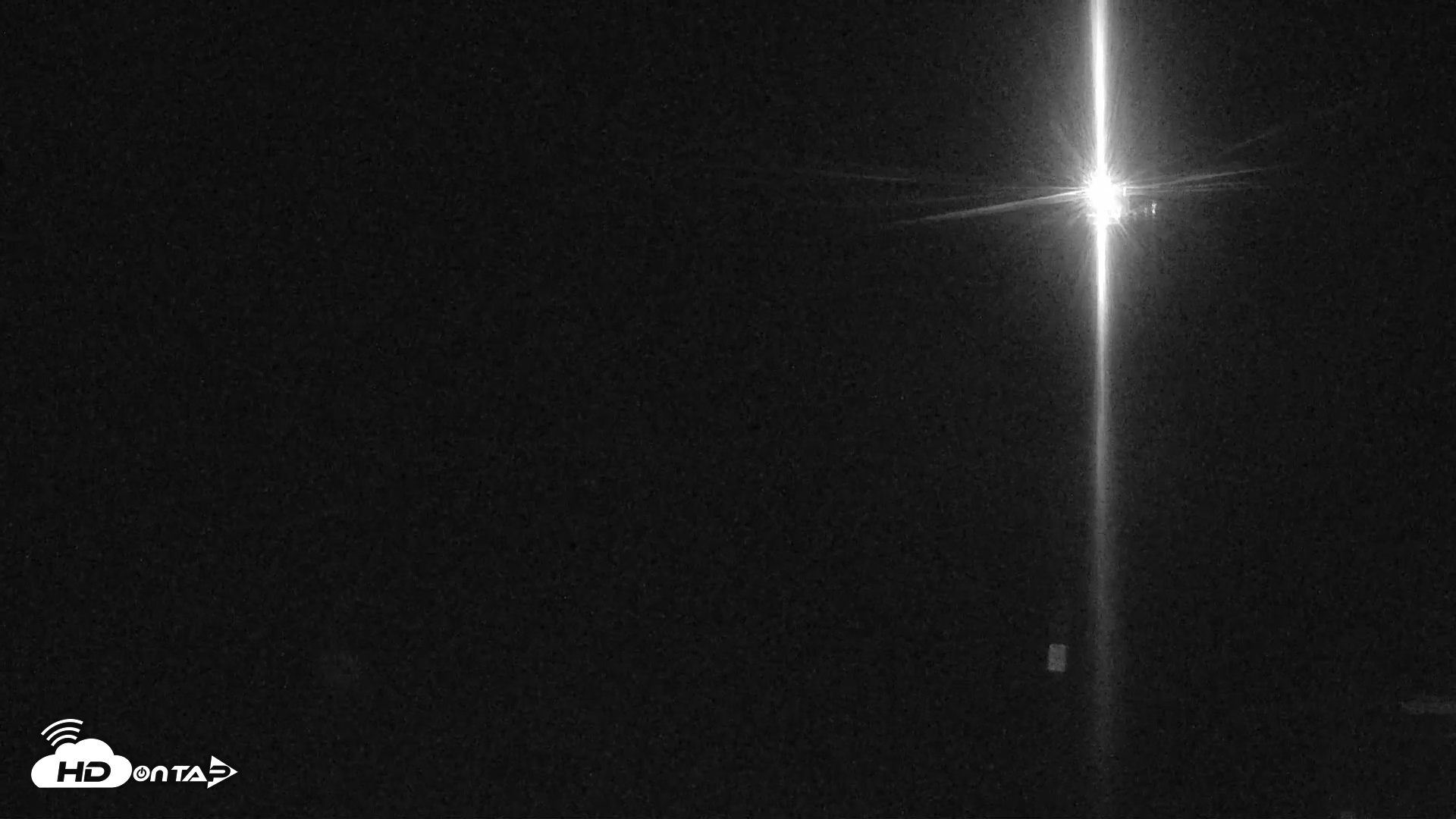 Snapshot of Holden Beach Live Webcam taken Nov 16, 2025, 9:06pm EST