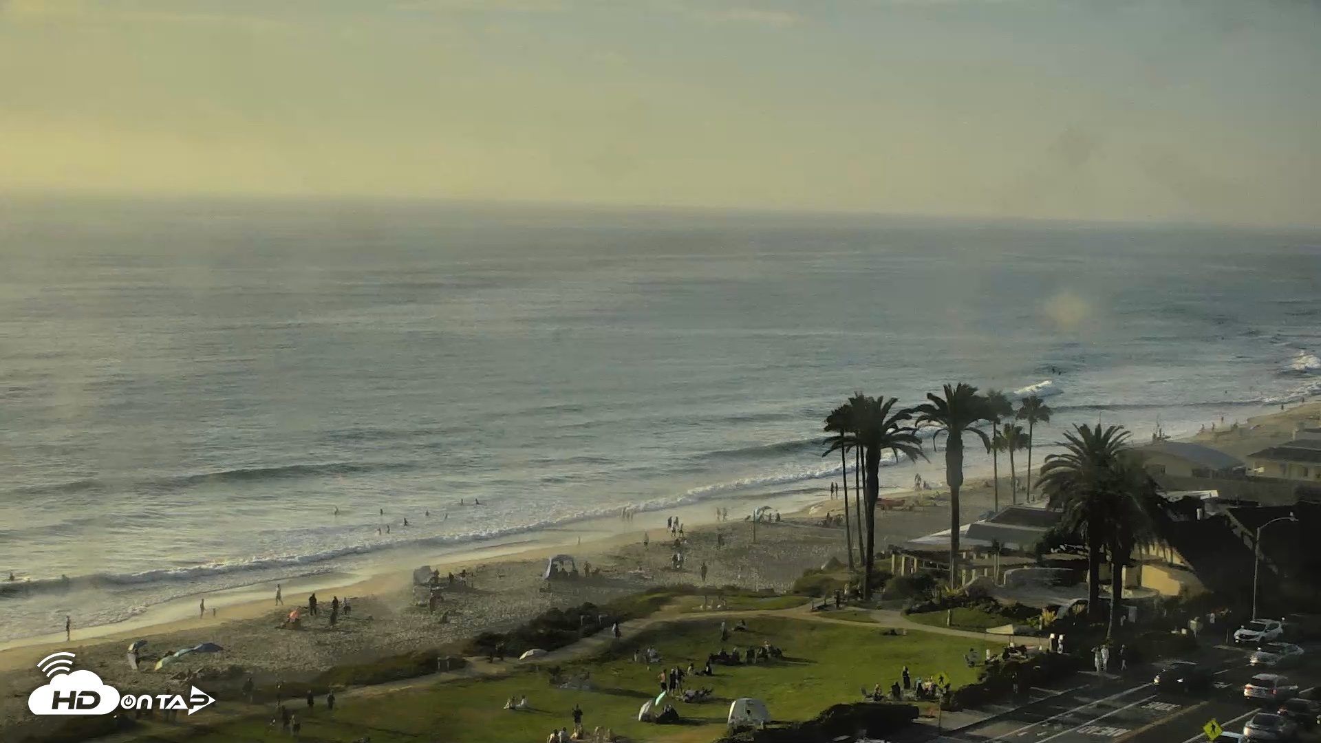 Snapshot of Del Mar Beach Overlook Roaming Live Webcam taken Aug 26, 2026, 6:37pm PDT