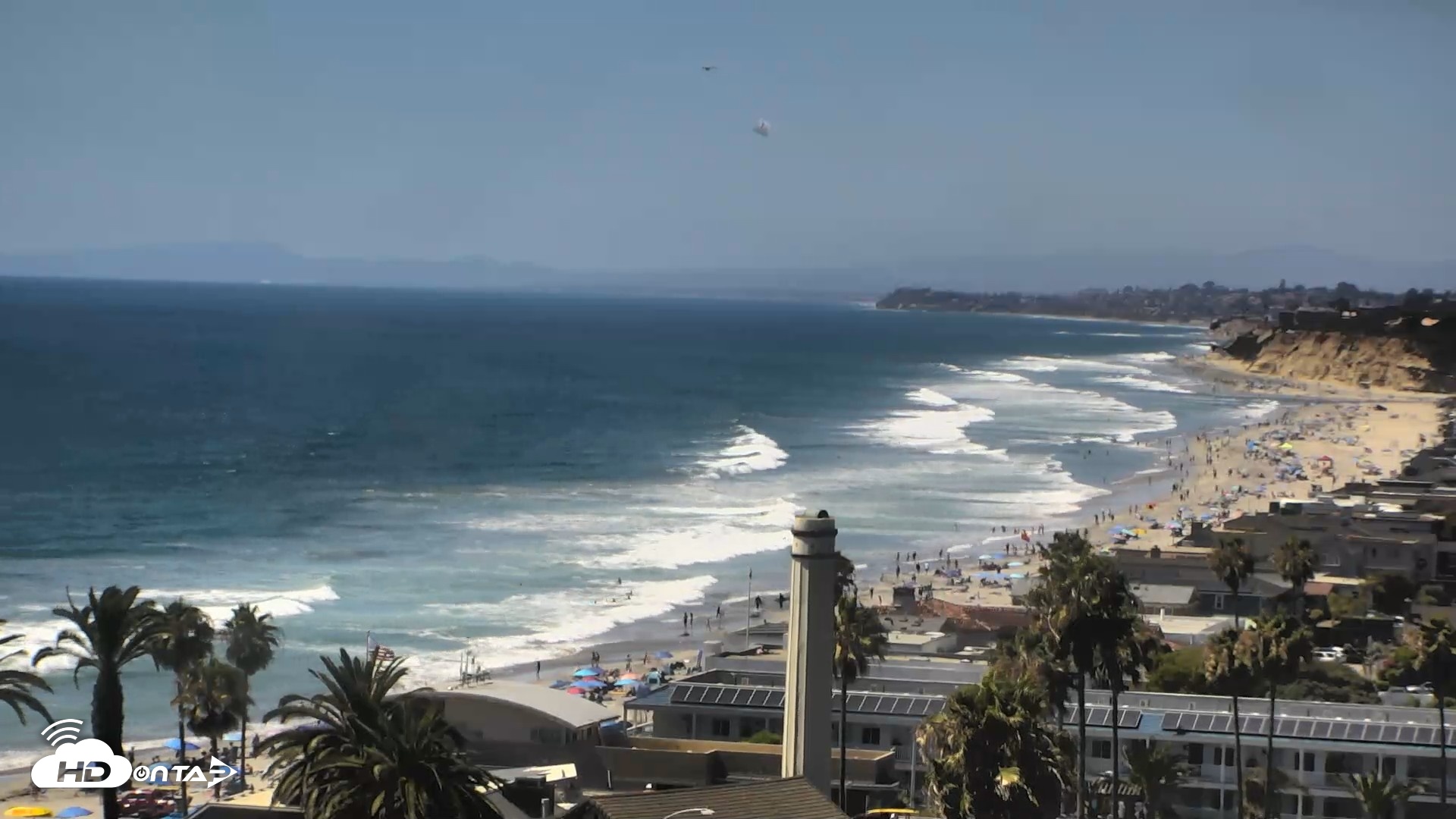 Snapshot of Del Mar Beach Overlook Roaming Live Webcam taken Jun 21, 2026, 3:09pm PDT