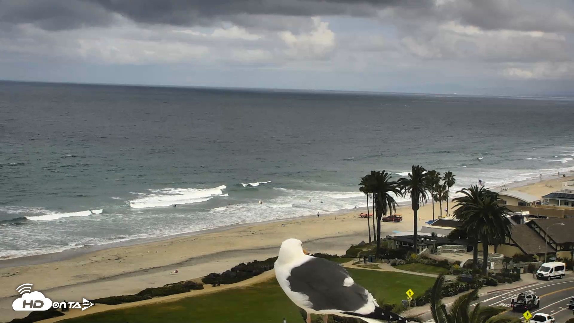Snapshot of Del Mar Beach Overlook Roaming Live Webcam taken Apr 2, 2026, 10:10am PDT