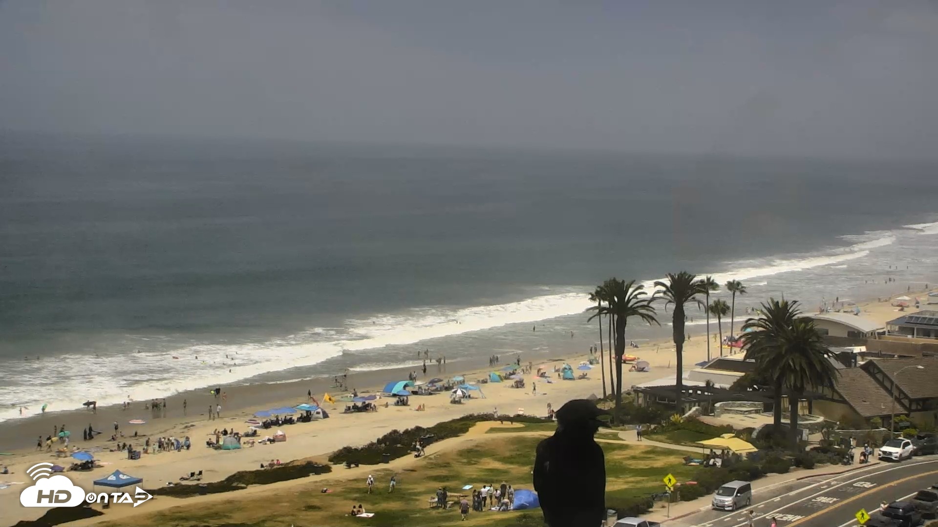 Snapshot of Del Mar Beach Overlook Roaming Live Webcam taken Jul 20, 2026, 12:21pm PDT
