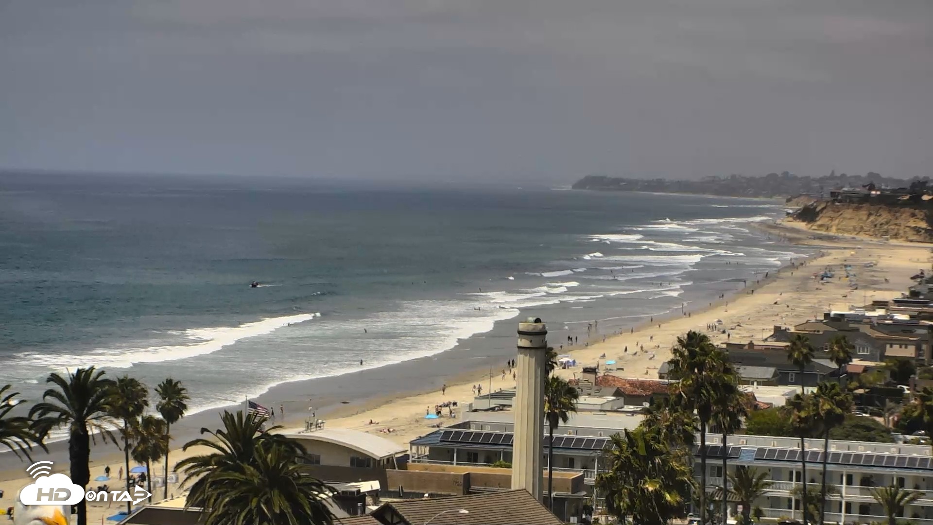 Snapshot of Del Mar Beach Overlook Roaming Live Webcam taken May 22, 2026, 1:20pm PDT