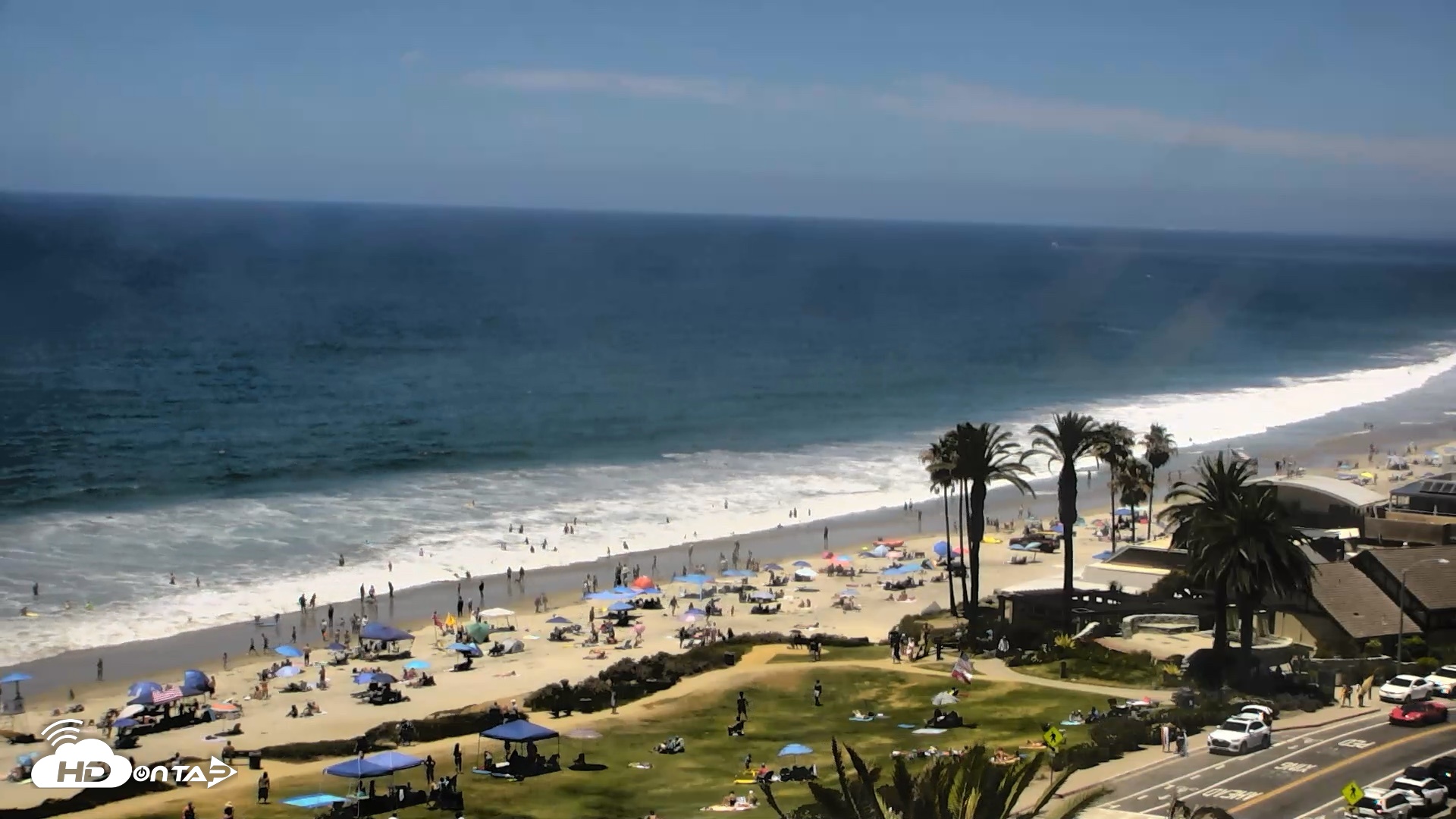 Snapshot of Del Mar Beach Overlook Roaming Live Webcam taken Jul 5, 2026, 1:08pm PDT
