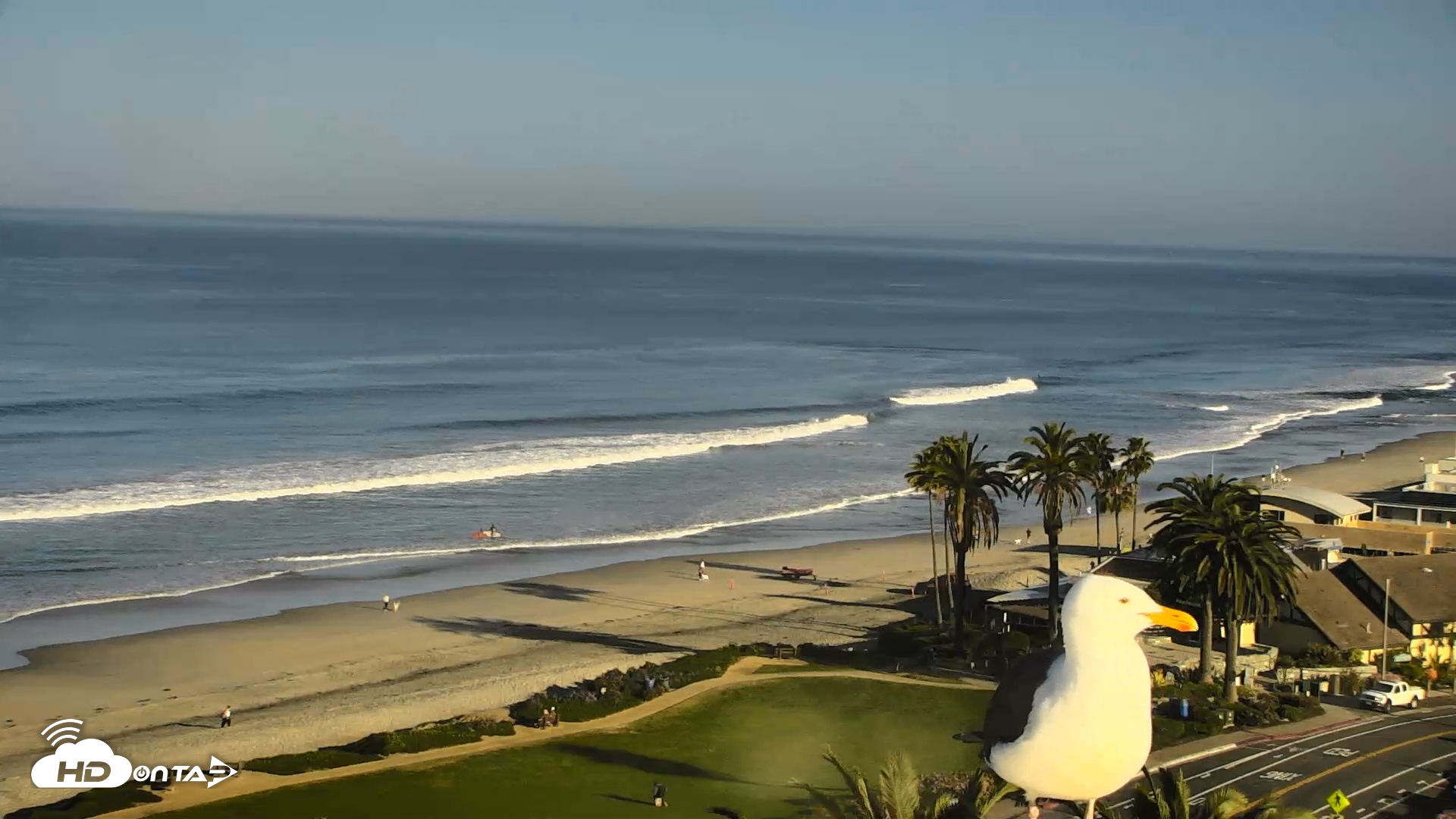 Snapshot of Del Mar Beach Overlook Roaming Live Webcam taken Mar 11, 2026, 8:34am PDT
