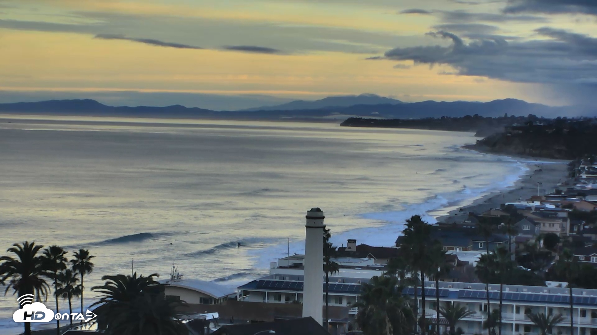 Snapshot of Del Mar Beach Overlook Roaming Live Webcam taken Jan 3, 2026, 7:21am PST