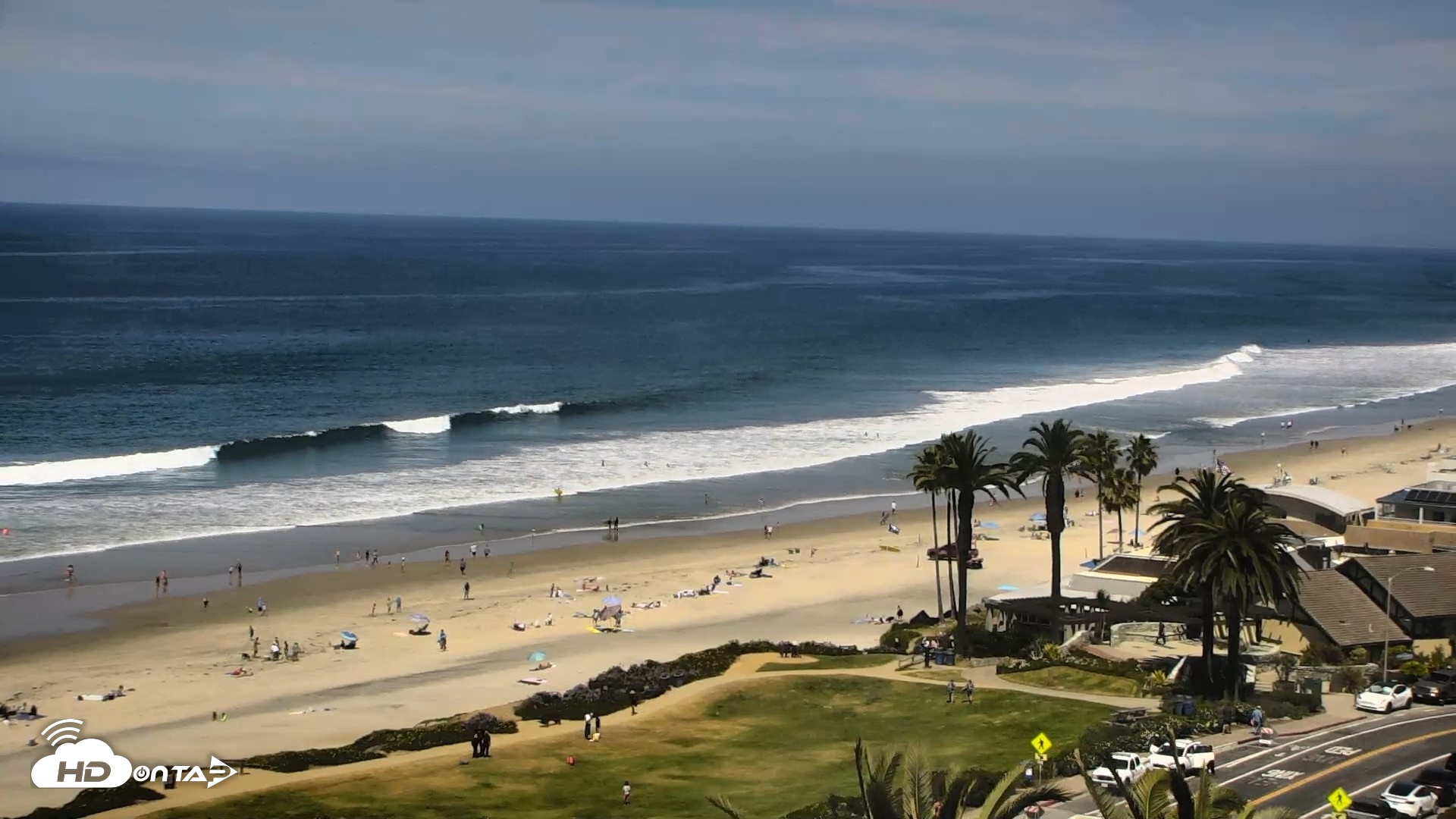 Snapshot of Del Mar Beach Overlook Roaming Live Webcam taken Apr 10, 2026, 11:57am PDT