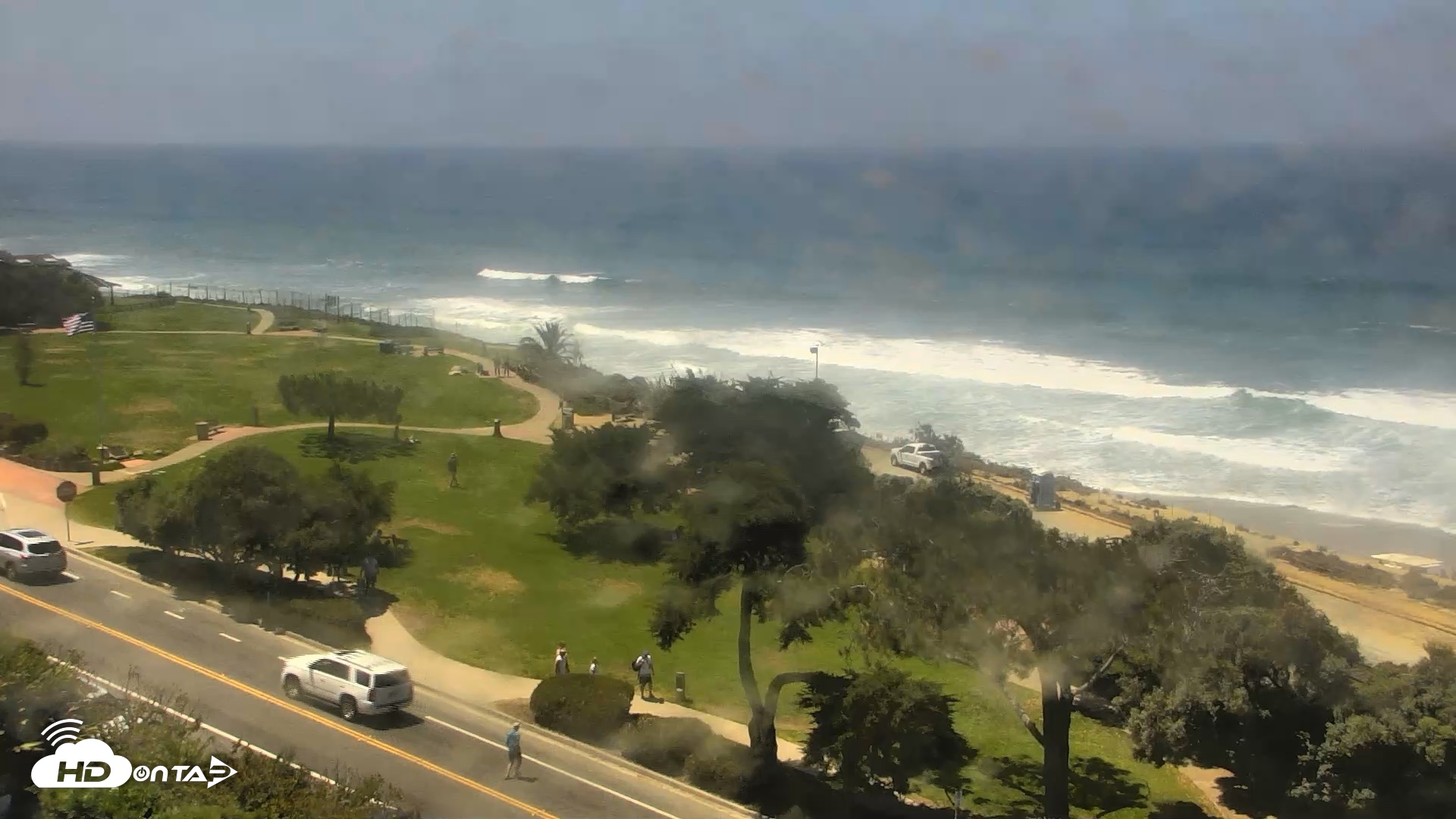 Snapshot of Del Mar Beach Overlook Roaming Live Webcam taken Jul 28, 2026, 12:05pm PDT