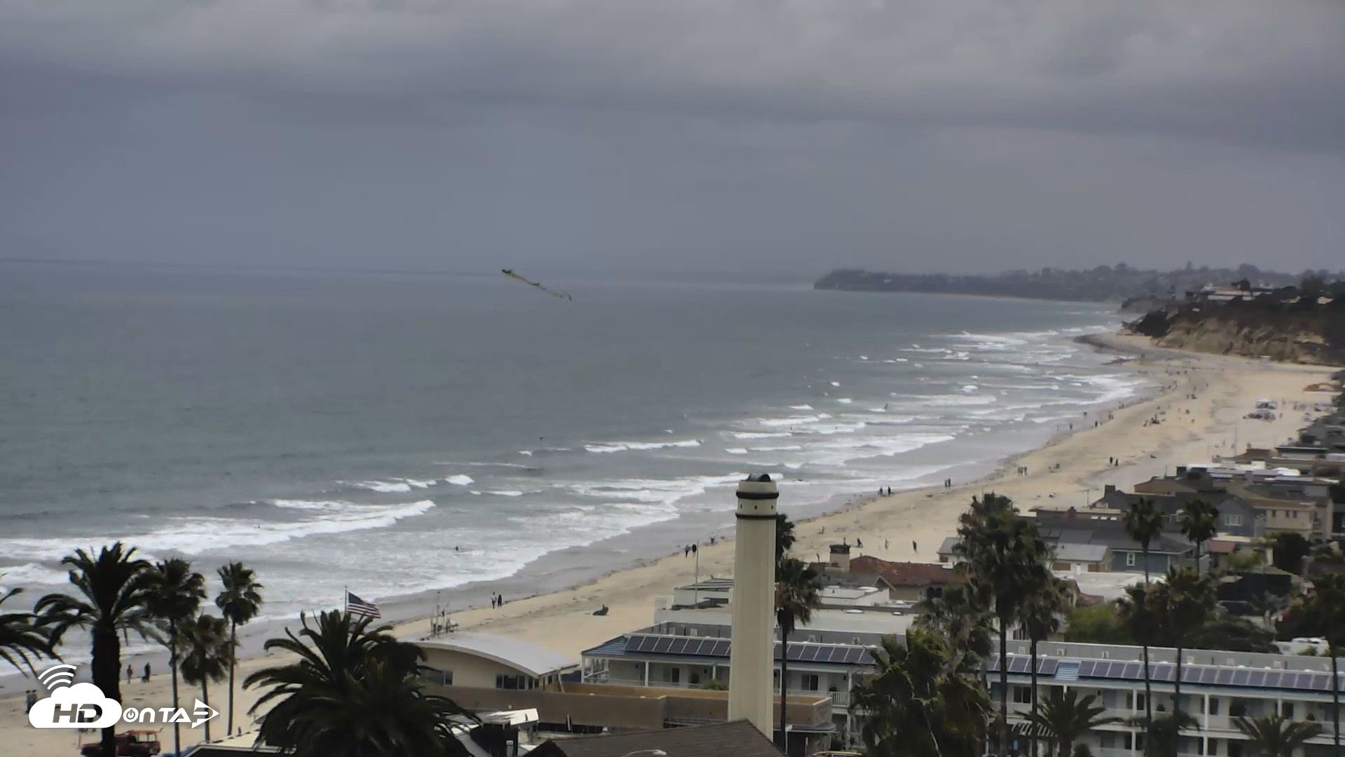 Snapshot of Del Mar Beach Overlook Roaming Live Webcam taken Apr 25, 2026, 4:27pm PDT