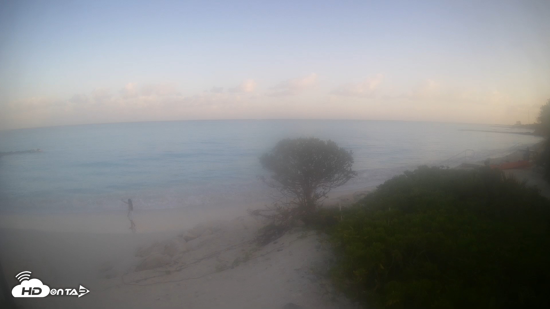 Snapshot of Turks & Caicos Grace Bay Live Webcam taken Mar 23, 2026, 7:17am EDT