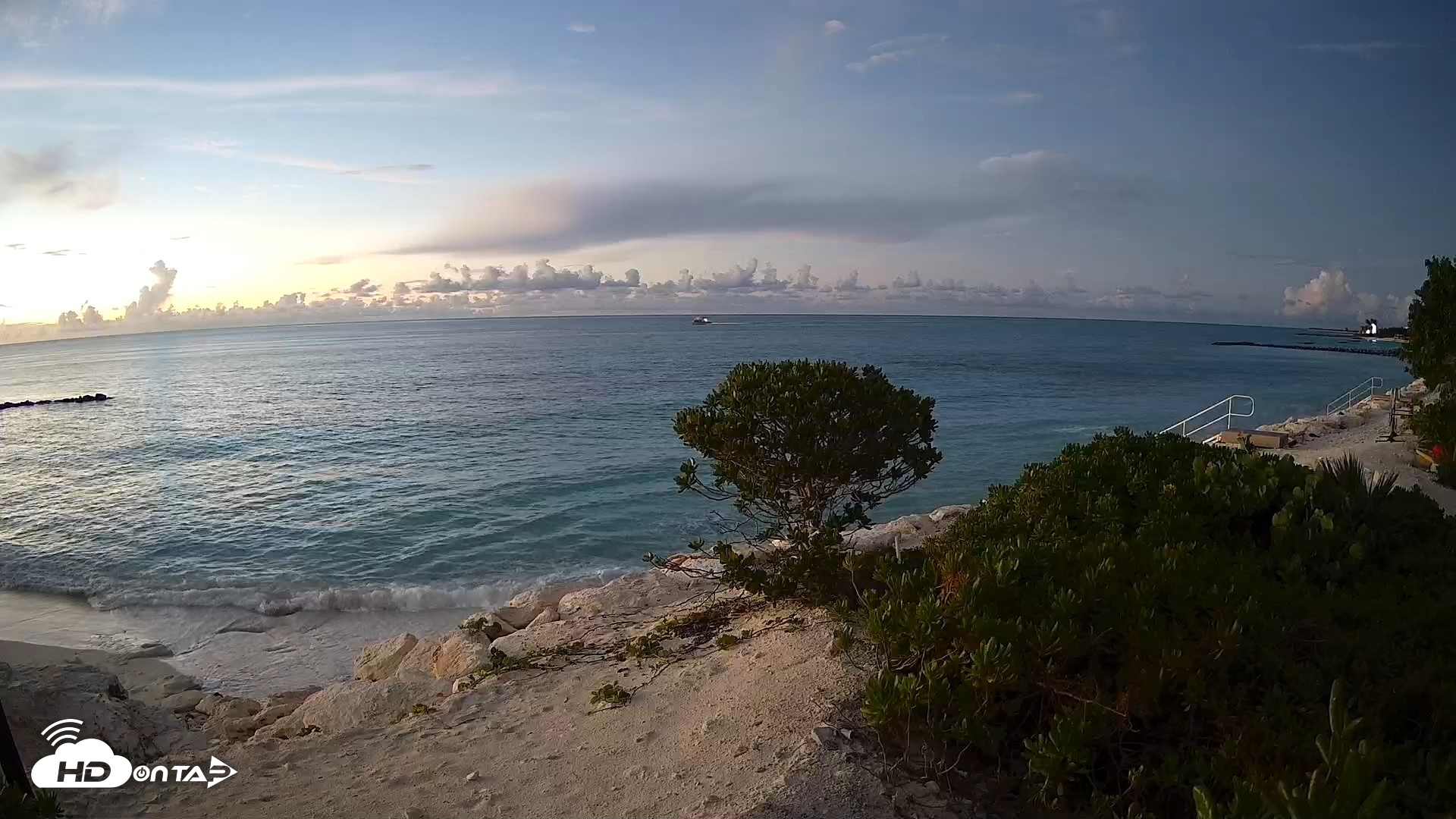 Snapshot of Turks & Caicos Grace Bay Live Webcam taken Oct 14, 2026, 6:47pm EDT