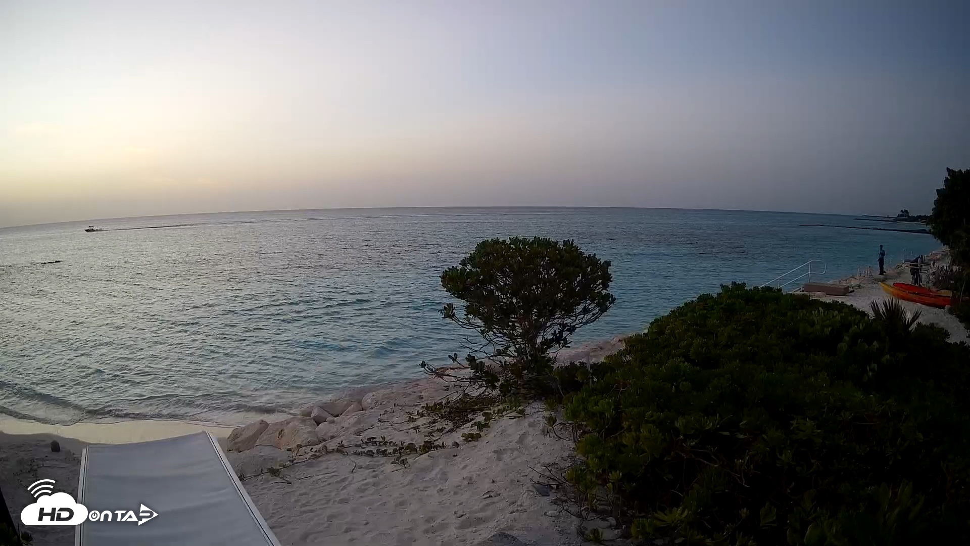 Snapshot of Turks & Caicos Grace Bay Live Webcam taken Jul 25, 2026, 7:42pm EDT