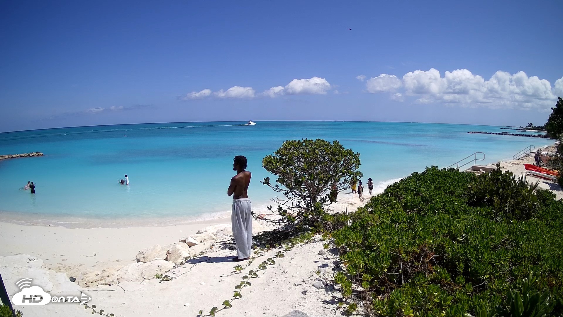 Snapshot of Turks & Caicos Grace Bay Live Webcam taken Jun 12, 2026, 10:44am EDT