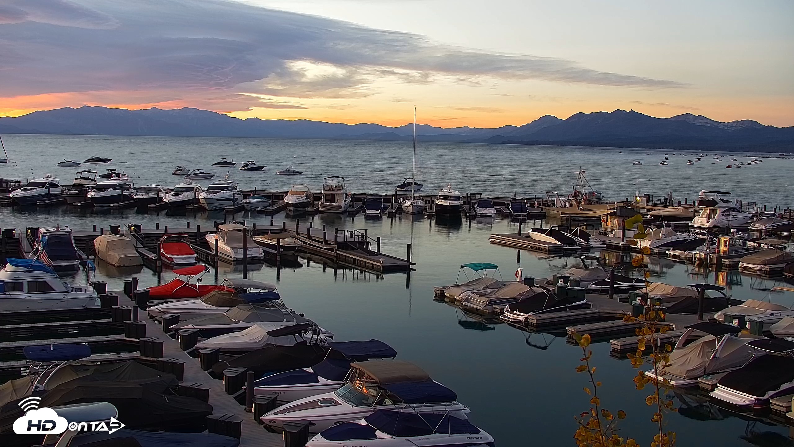 Snapshot of Tahoe City Marina - Lake Tahoe Live Webcam taken Sep 25, 2026, 6:39am PDT