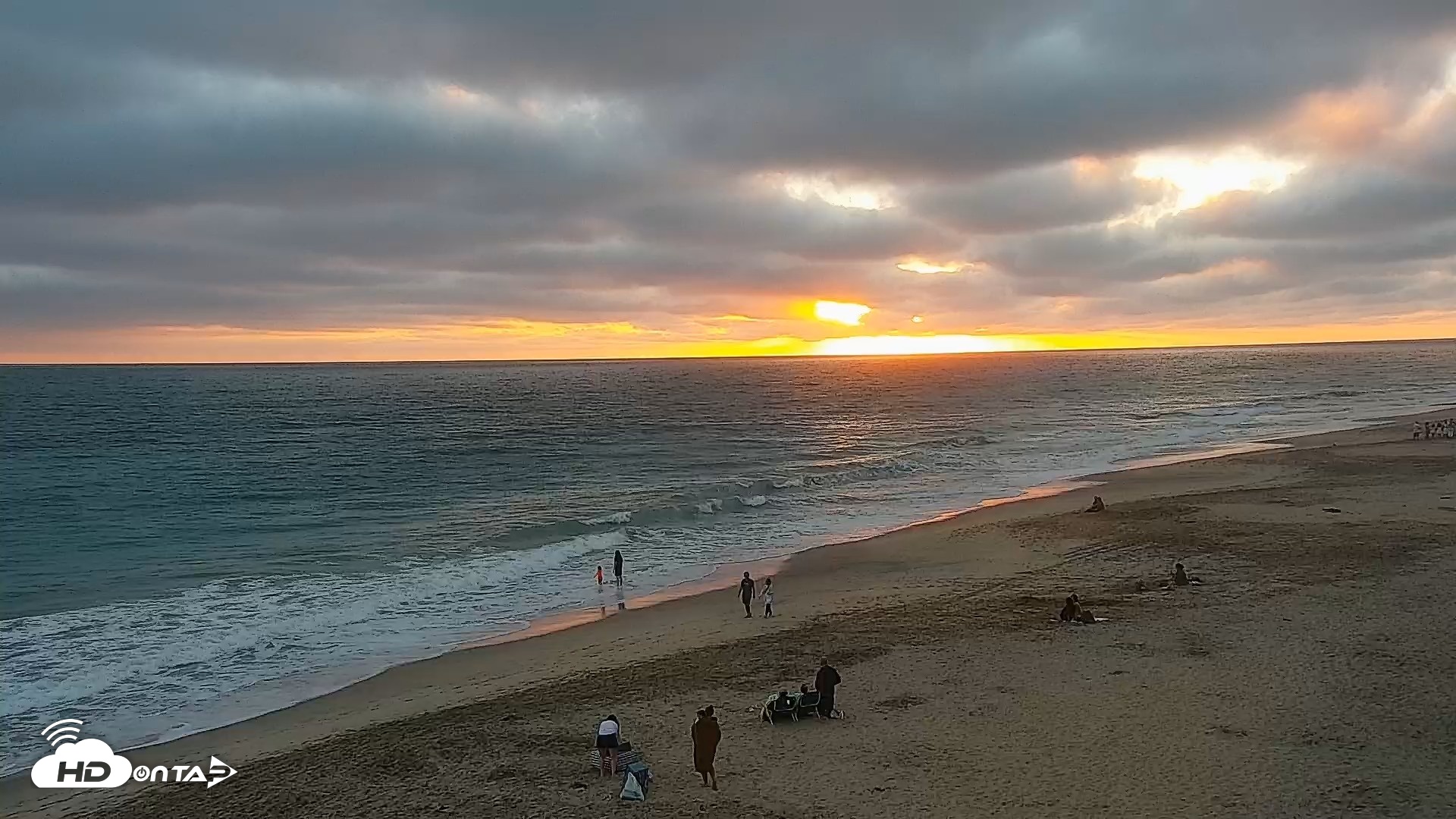 Snapshot of Carlsbad Beach Surf Live Webcam taken Jul 5, 2026, 7:55pm PDT