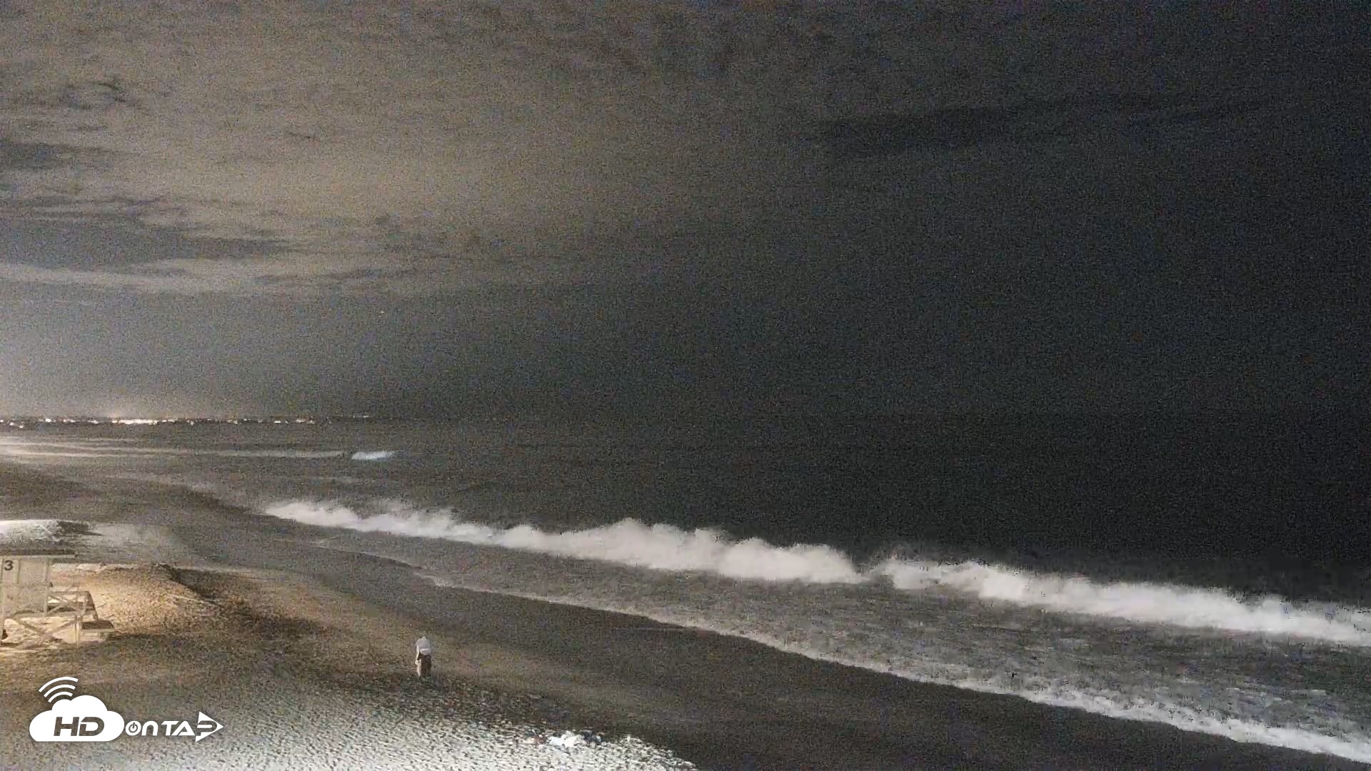 Snapshot of Carlsbad Beach Surf Live Webcam taken Jul 20, 2026, 9:44pm PDT