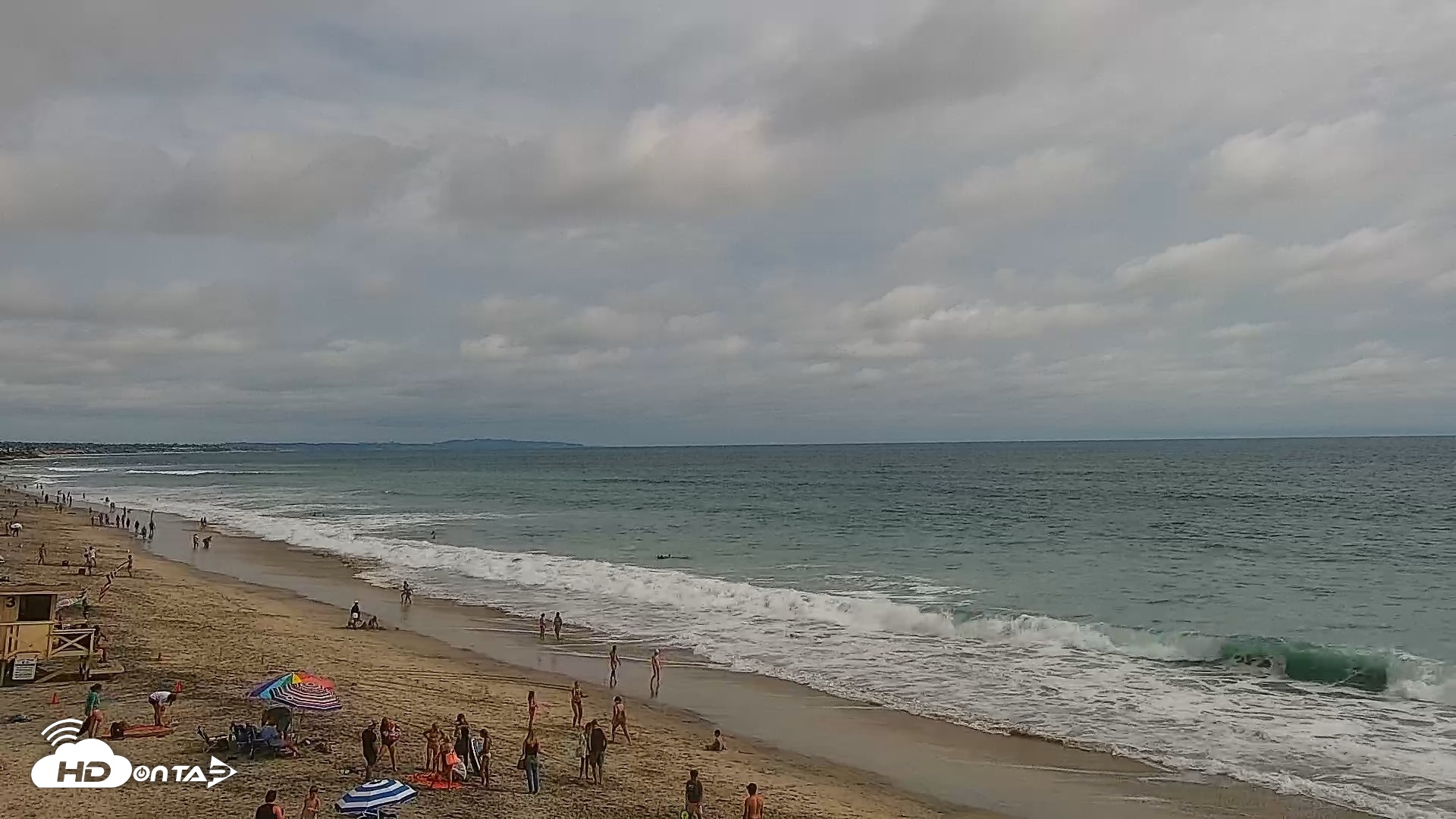 Snapshot of Carlsbad Beach Surf Live Webcam taken Aug 13, 2026, 4:09pm PDT