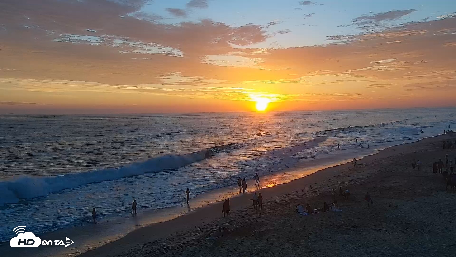 Snapshot of Carlsbad Beach Surf Live Webcam taken Jul 20, 2026, 7:52pm PDT