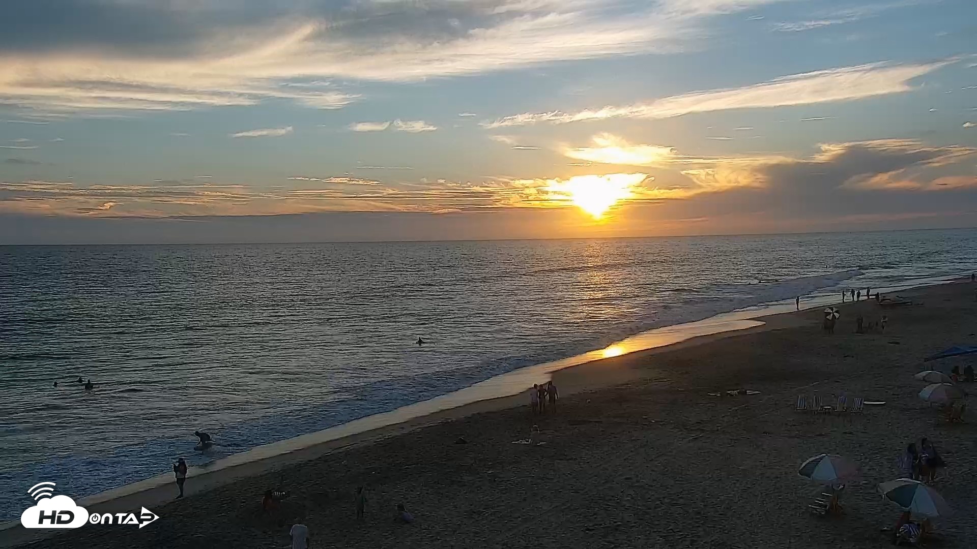 Snapshot of Carlsbad Beach Surf Live Webcam taken Jul 4, 2026, 7:51pm PDT