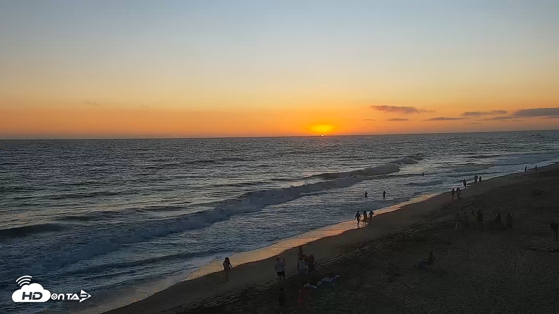 Snapshot of Carlsbad Beach Surf Live Webcam taken Jul 22, 2026, 7:56pm PDT