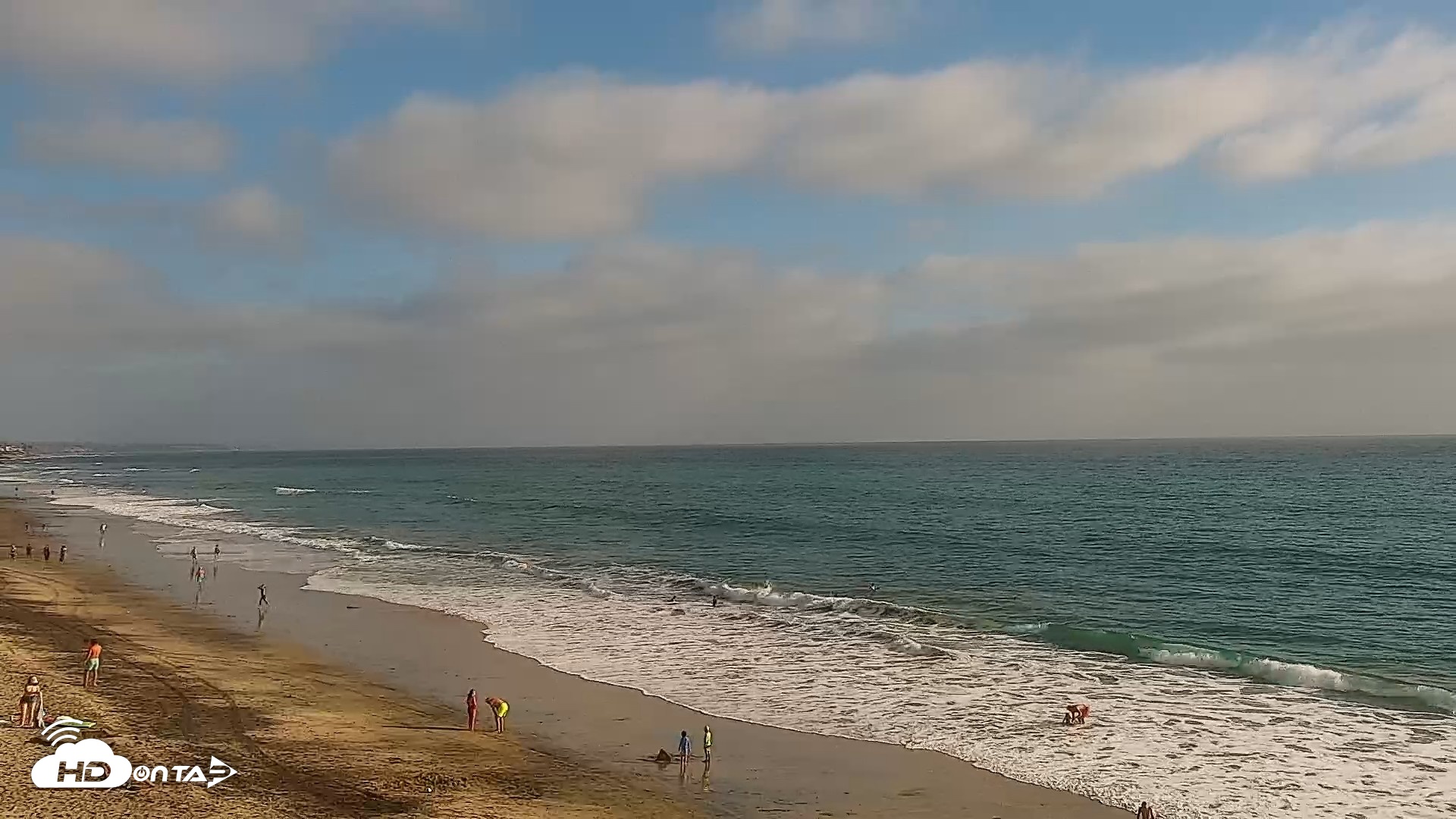 Snapshot of Carlsbad Beach Surf Live Webcam taken Sep 14, 2026, 5:17pm PDT