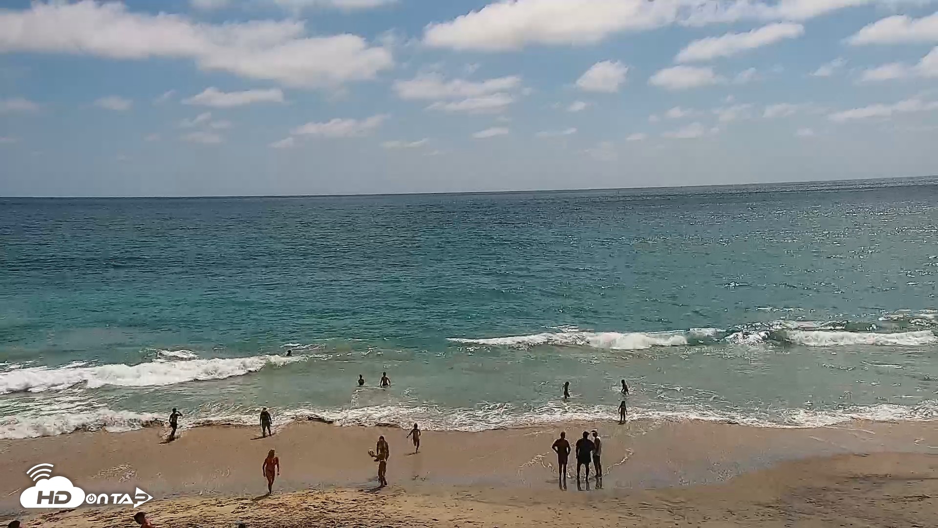 Snapshot of Carlsbad Beach Surf Live Webcam taken Jul 1, 2026, 3:17pm PDT