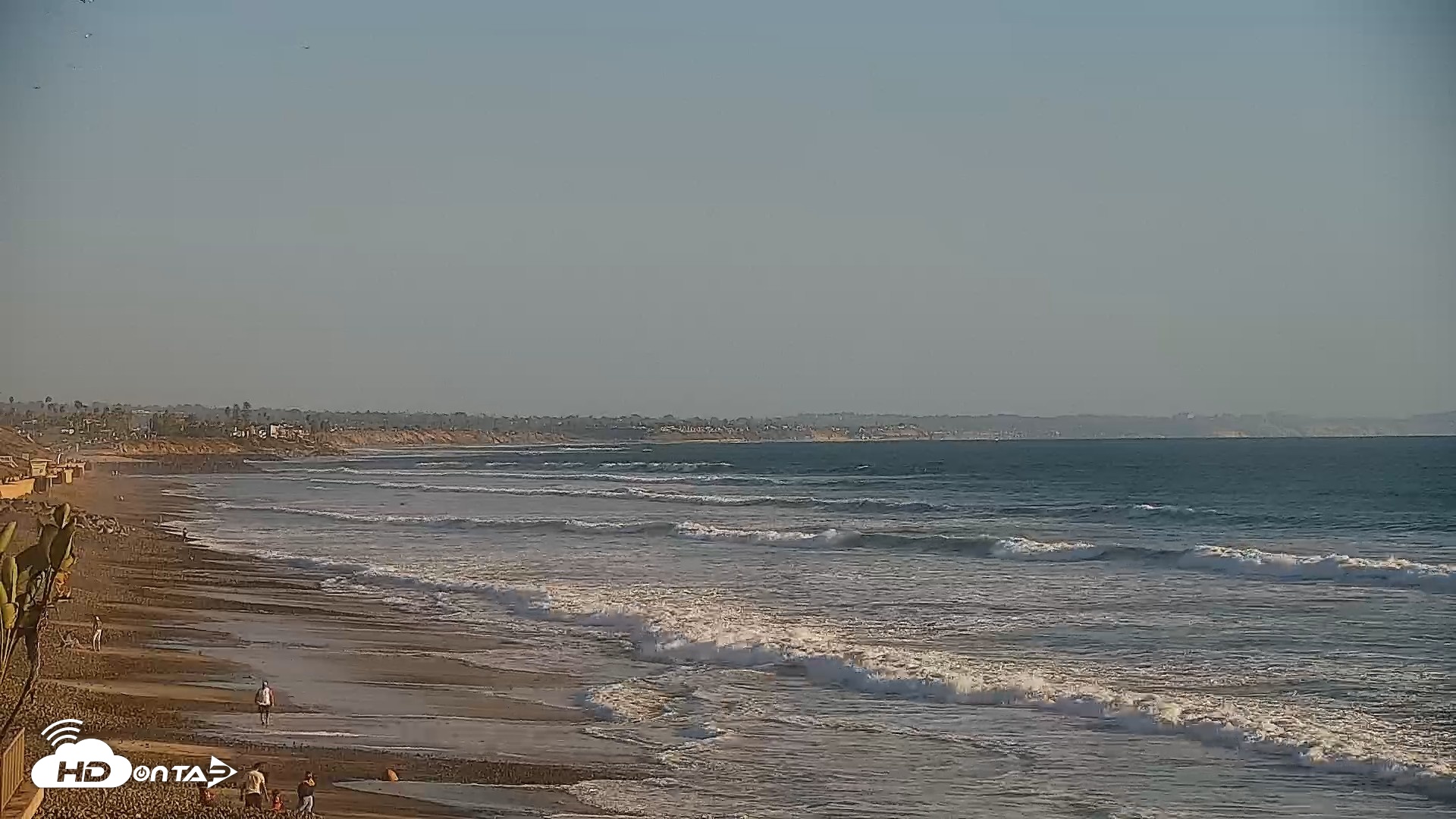 Snapshot of Carlsbad Beach Surf Live Webcam taken Oct 13, 2026, 5:15pm PDT