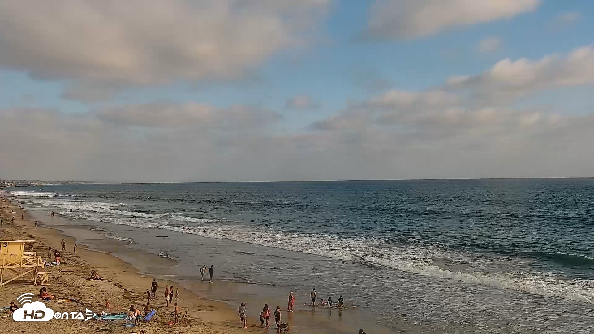 Snapshot of Carlsbad Beach Surf Live Webcam taken May 22, 2026, 5:53pm PDT